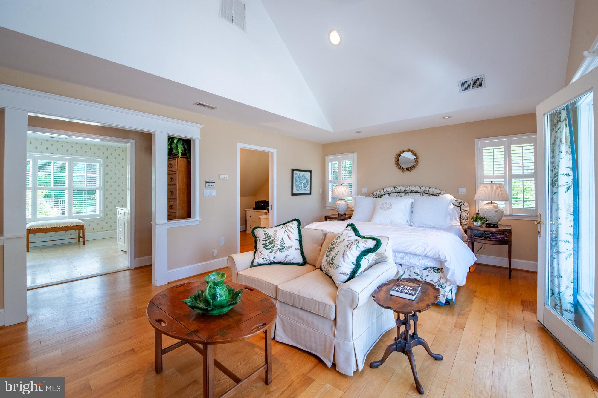 WIMBLEDON FARMS - Residential