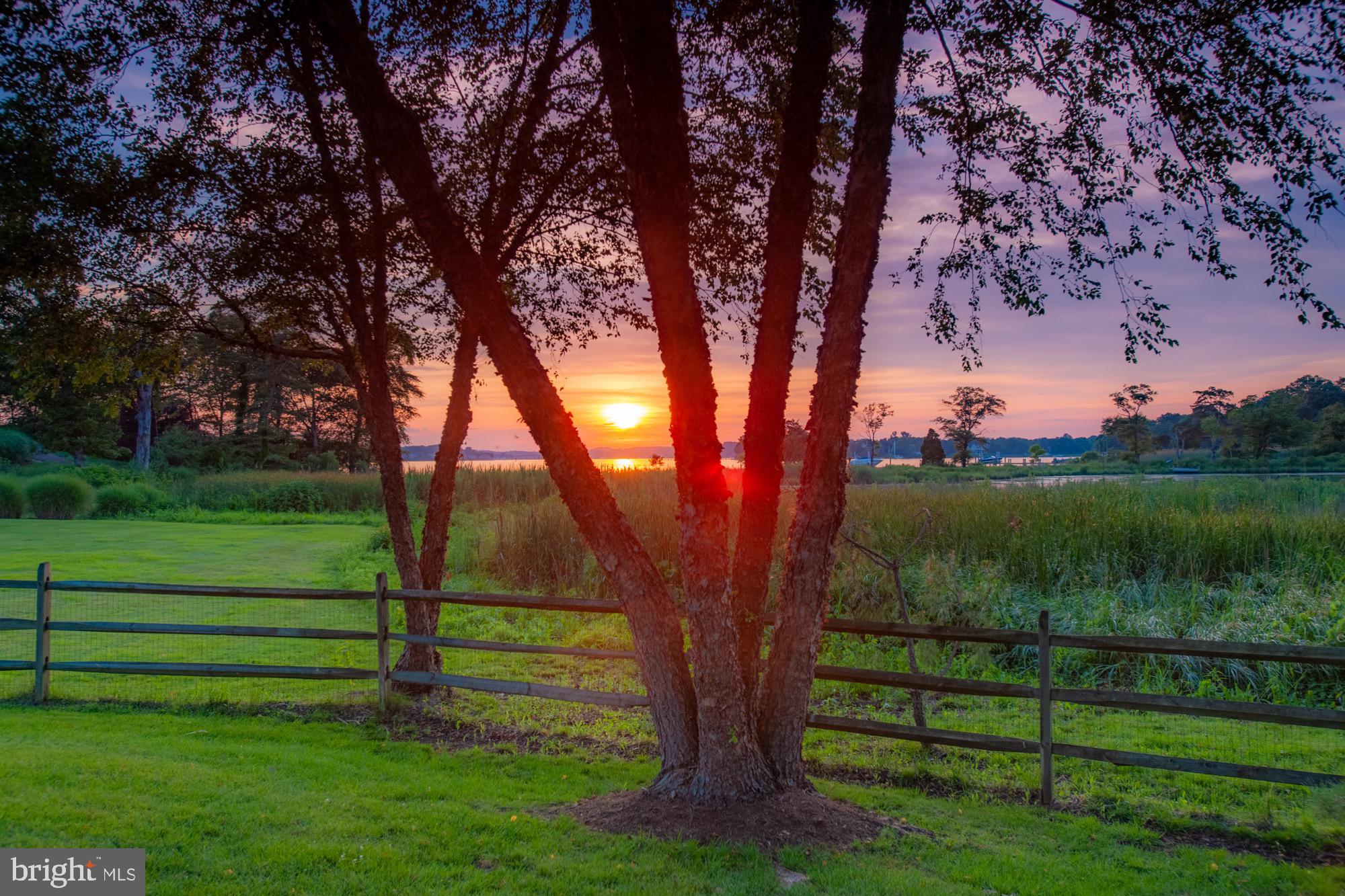 WIMBLEDON FARMS - Residential