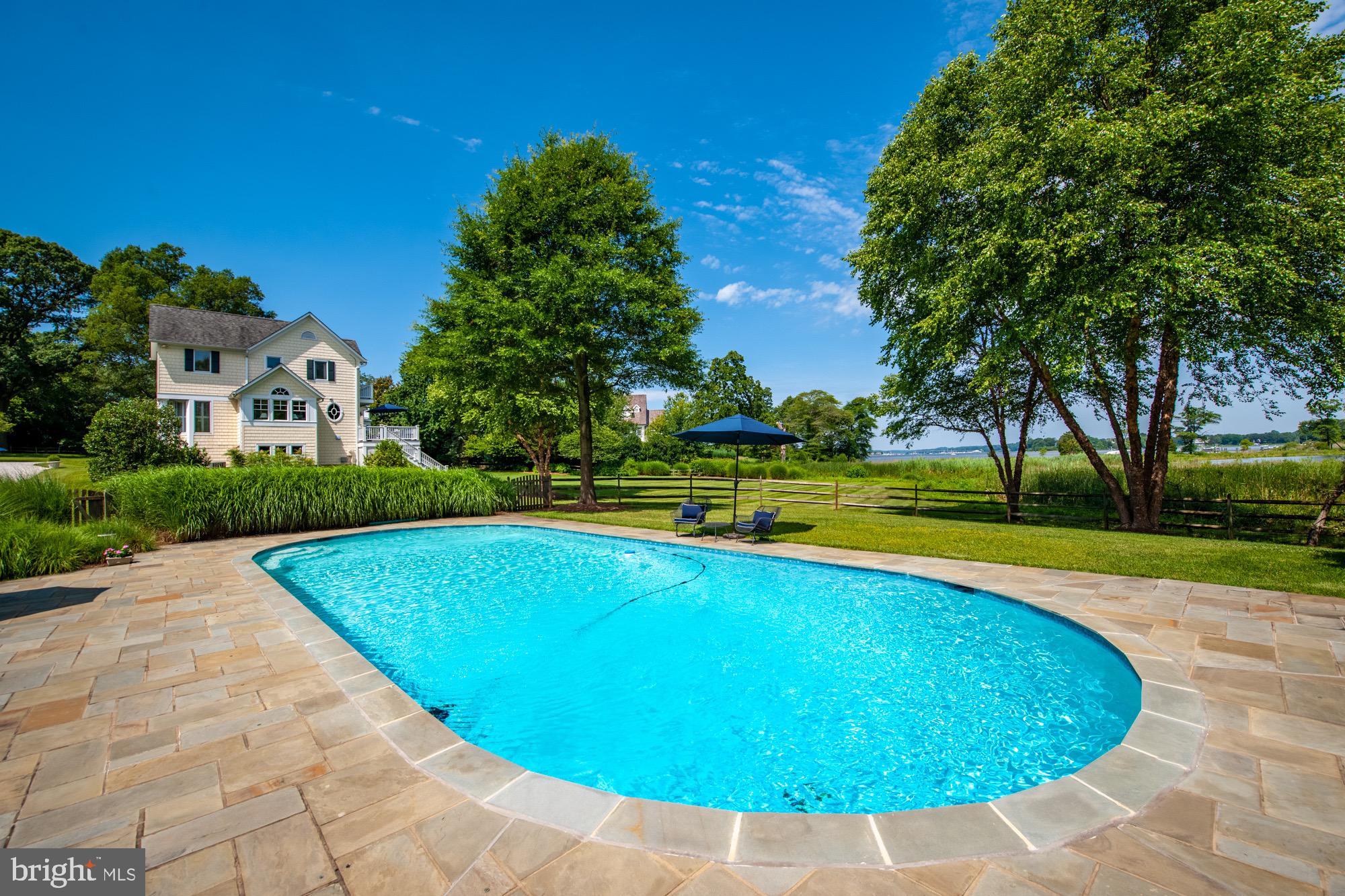 WIMBLEDON FARMS - Residential