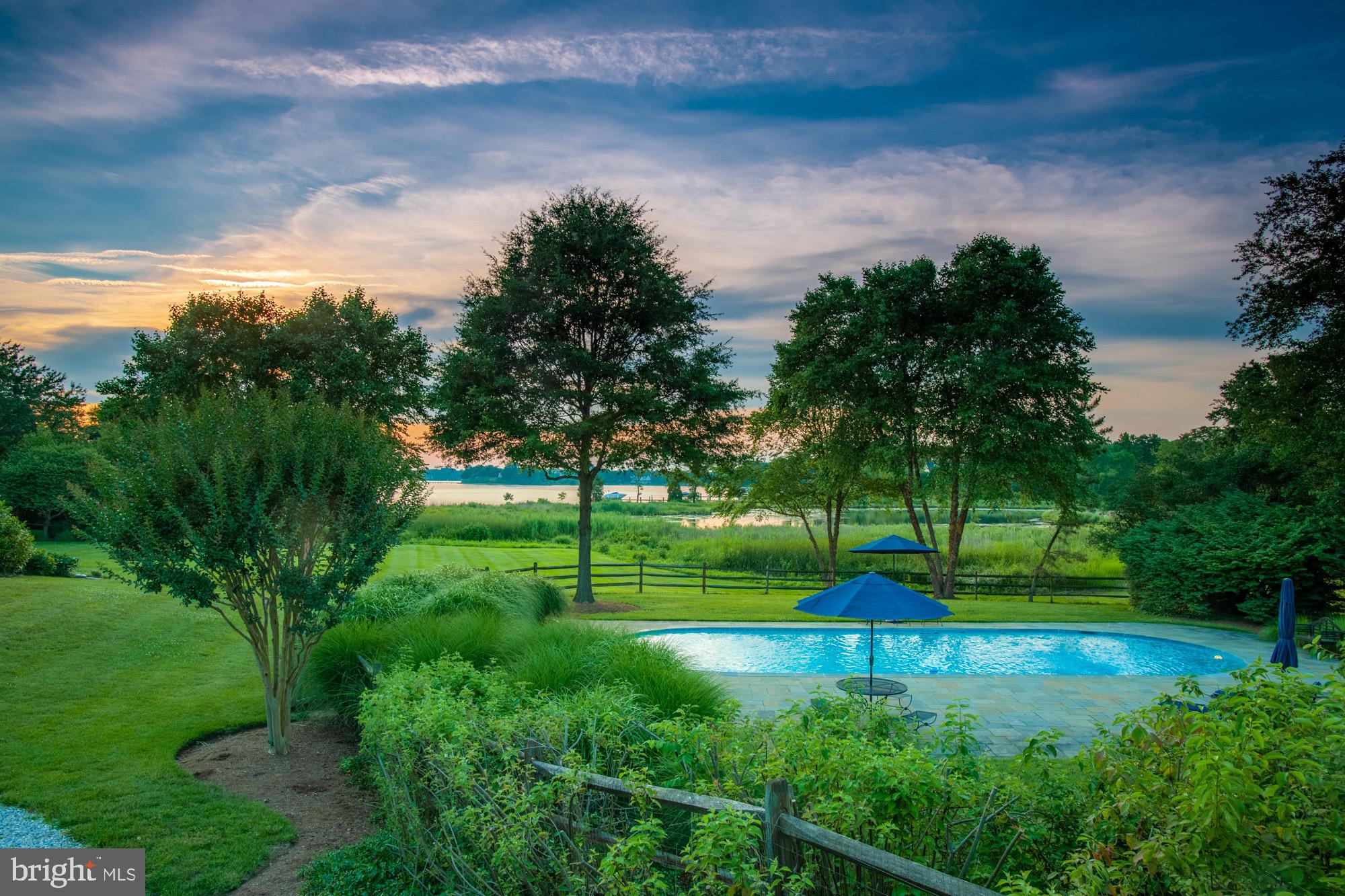 WIMBLEDON FARMS - Residential