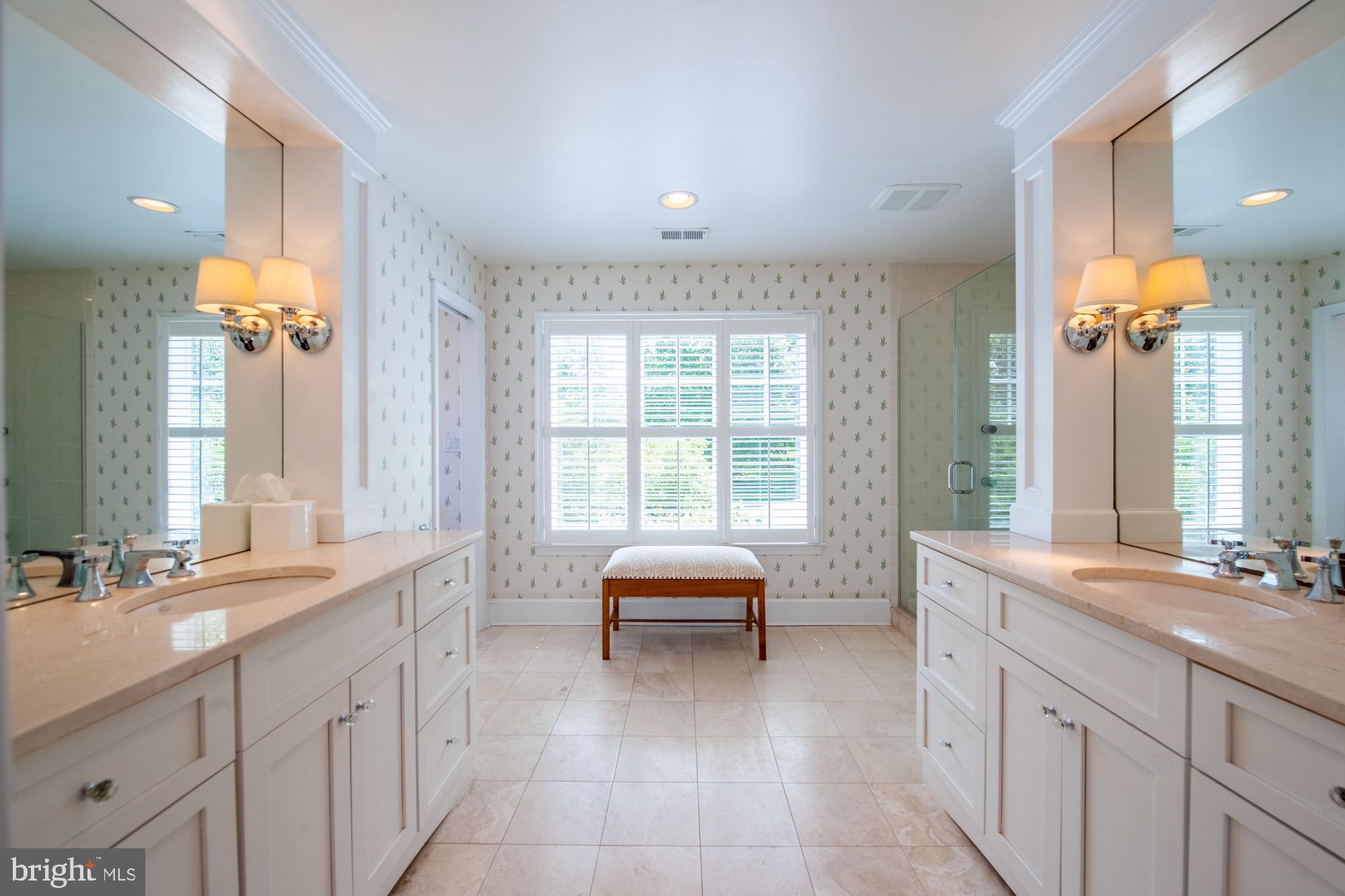 WIMBLEDON FARMS - Residential