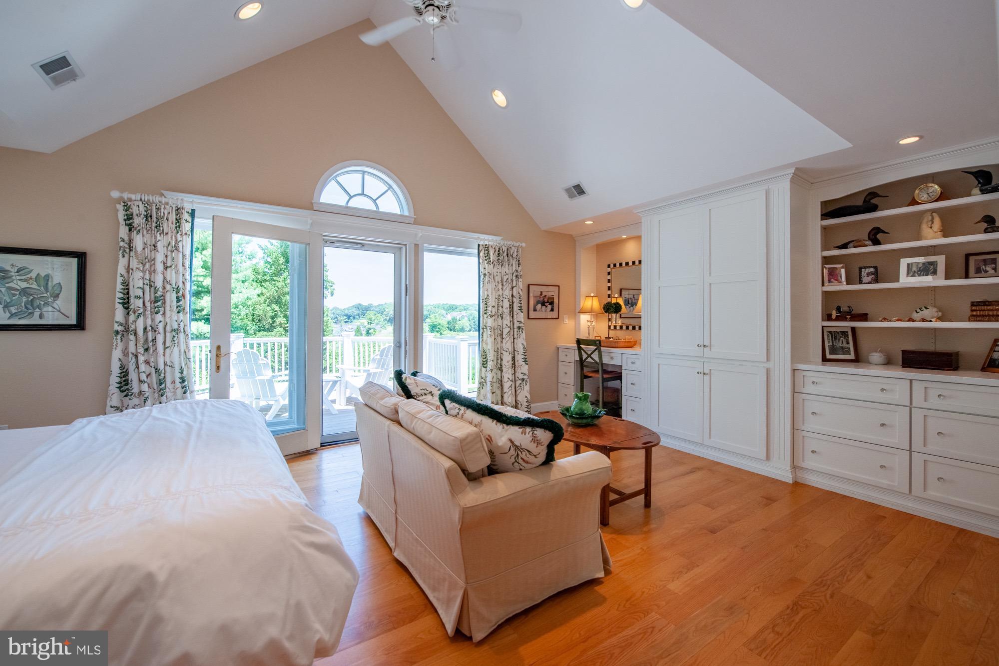 WIMBLEDON FARMS - Residential