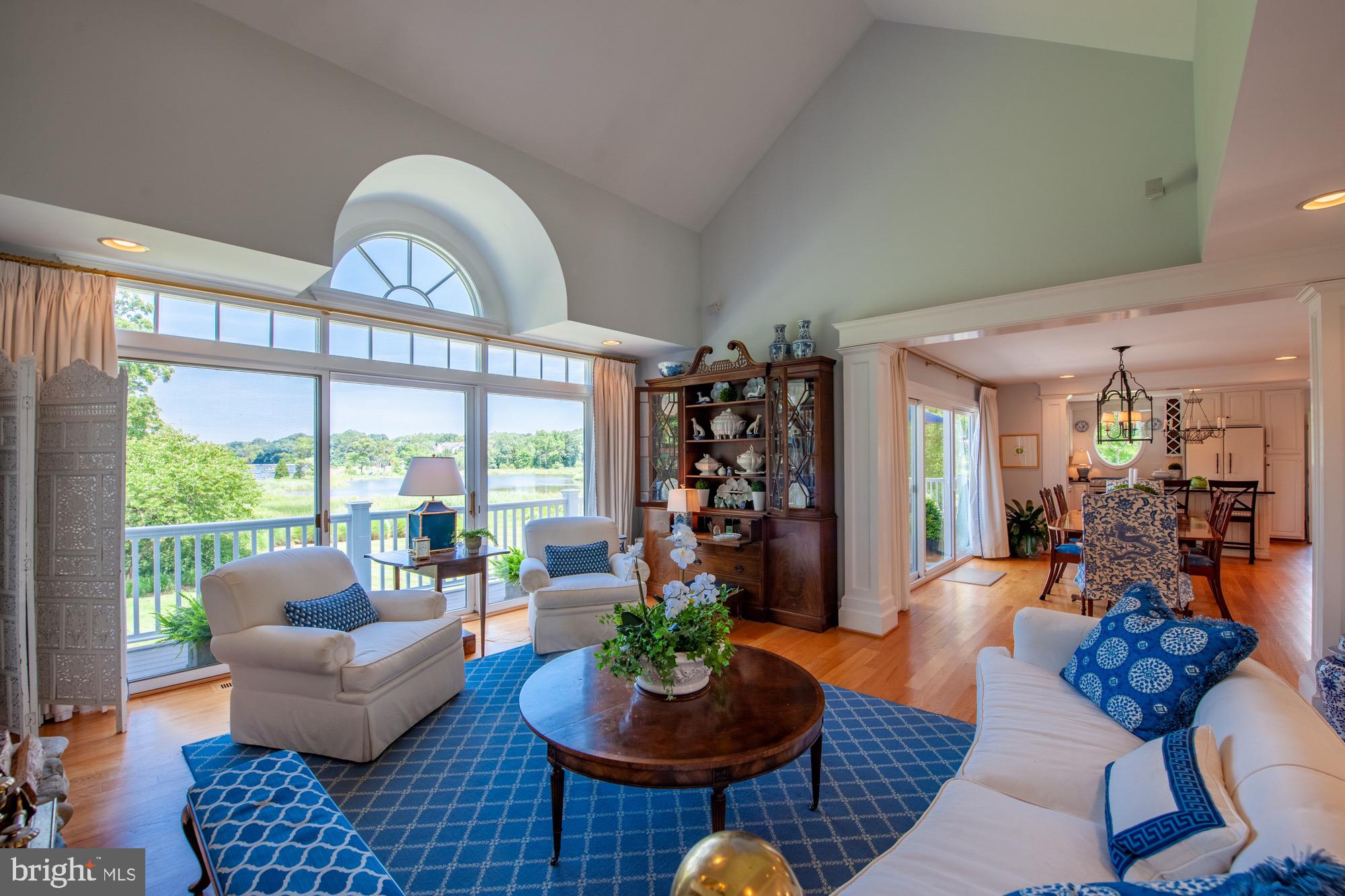 WIMBLEDON FARMS - Residential