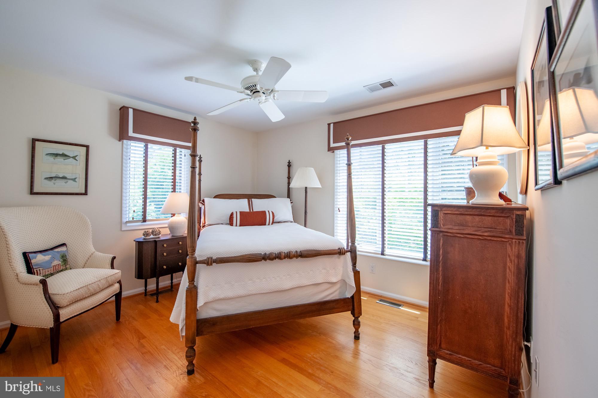 WIMBLEDON FARMS - Residential