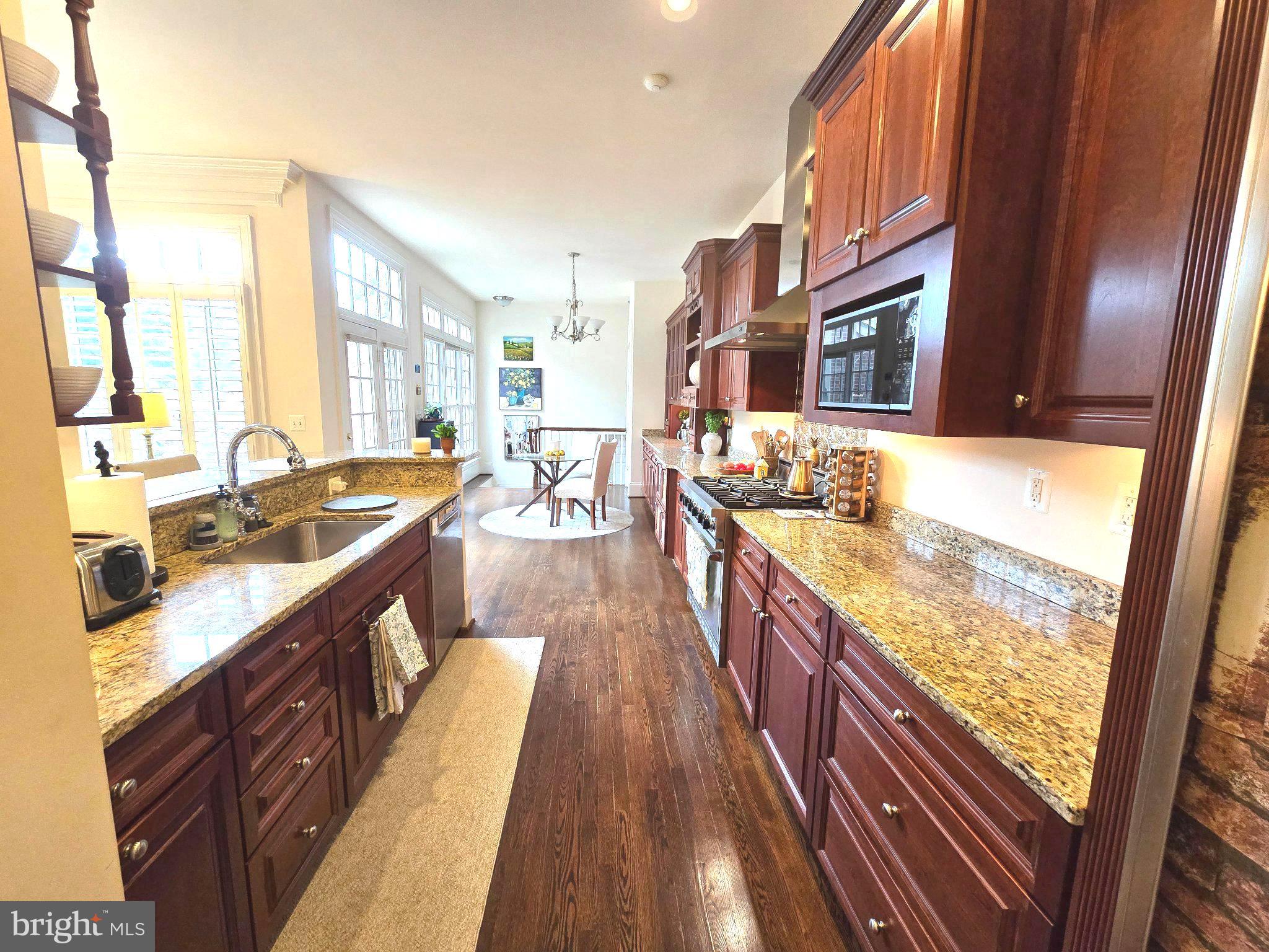 1408 HARVEST CROSSING DRIVE