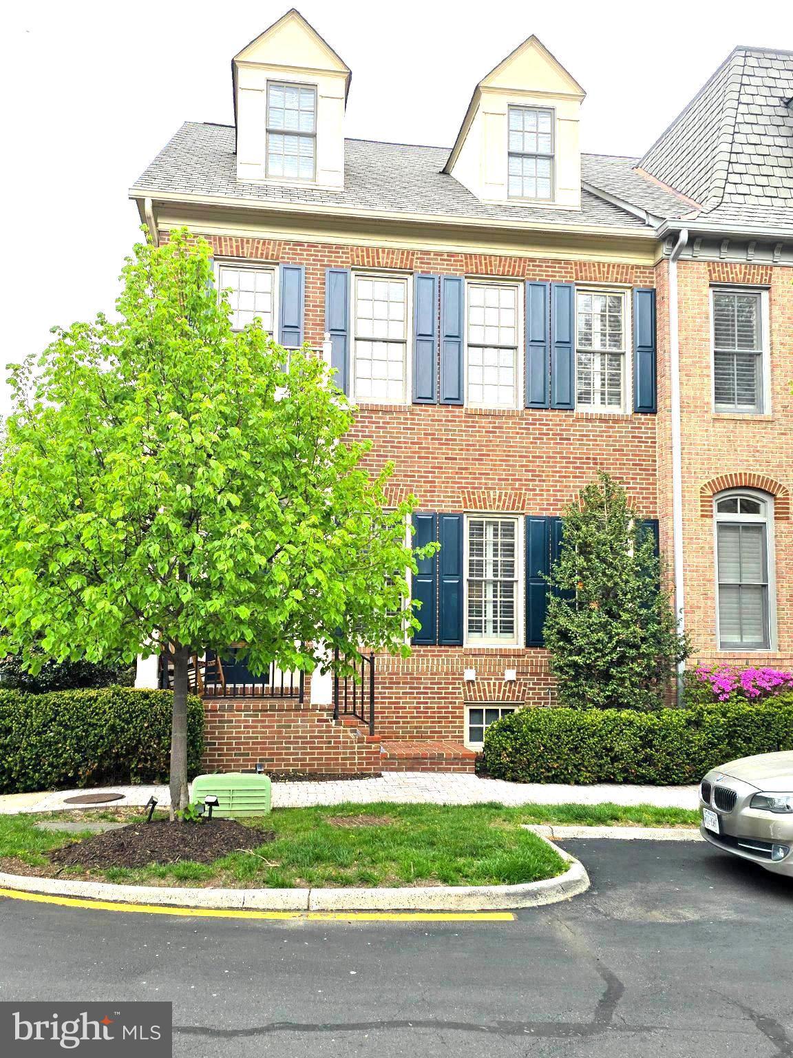 1408 HARVEST CROSSING DRIVE