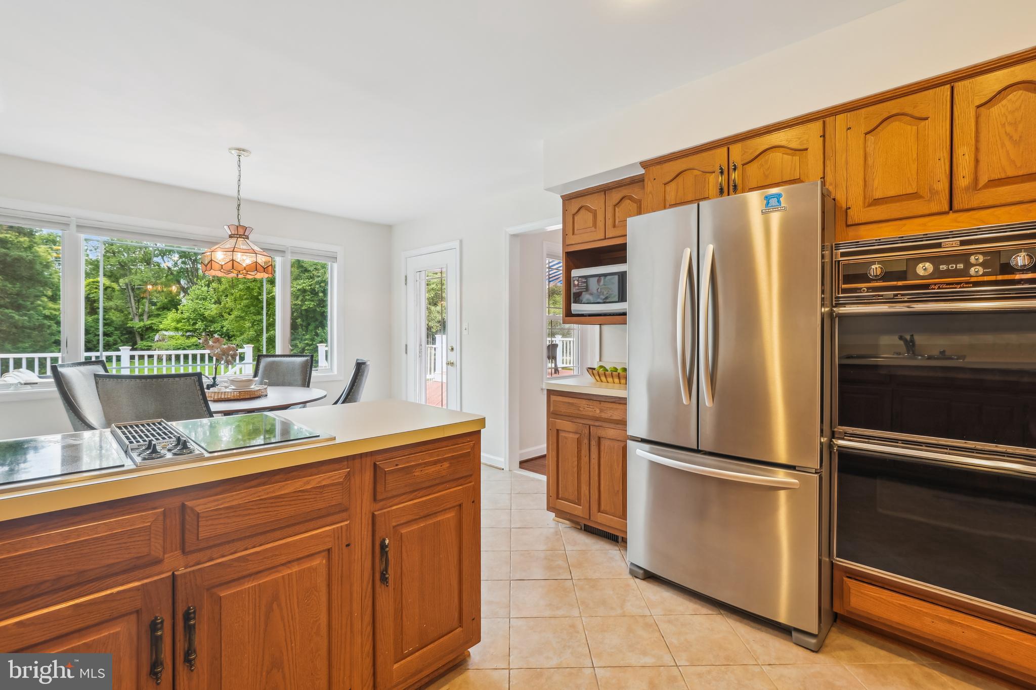 PT ROCKVILLE OUT RES 3 - Residential