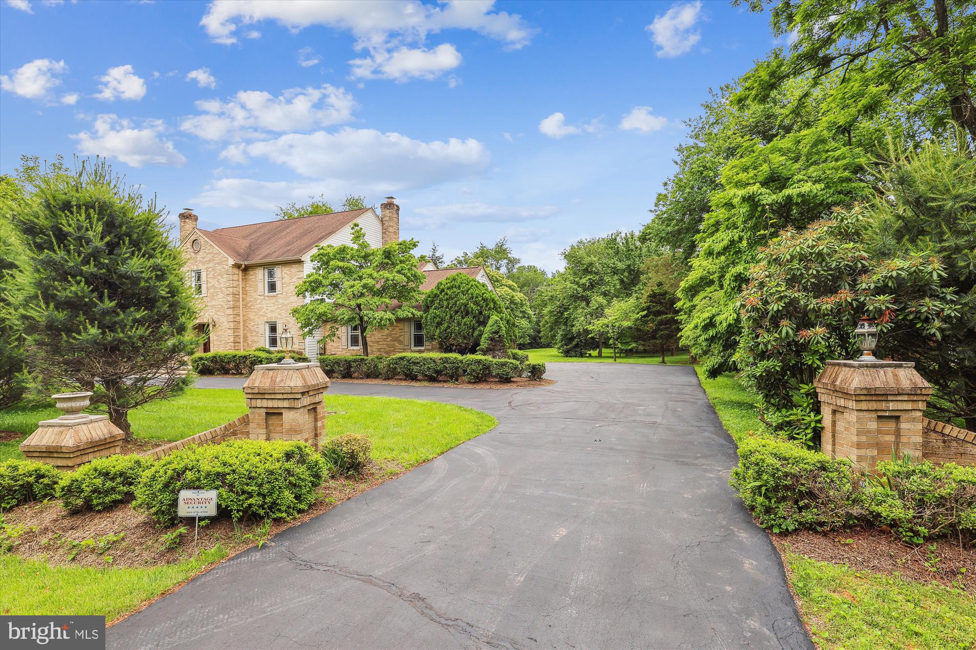 PT ROCKVILLE OUT RES 3 - Residential