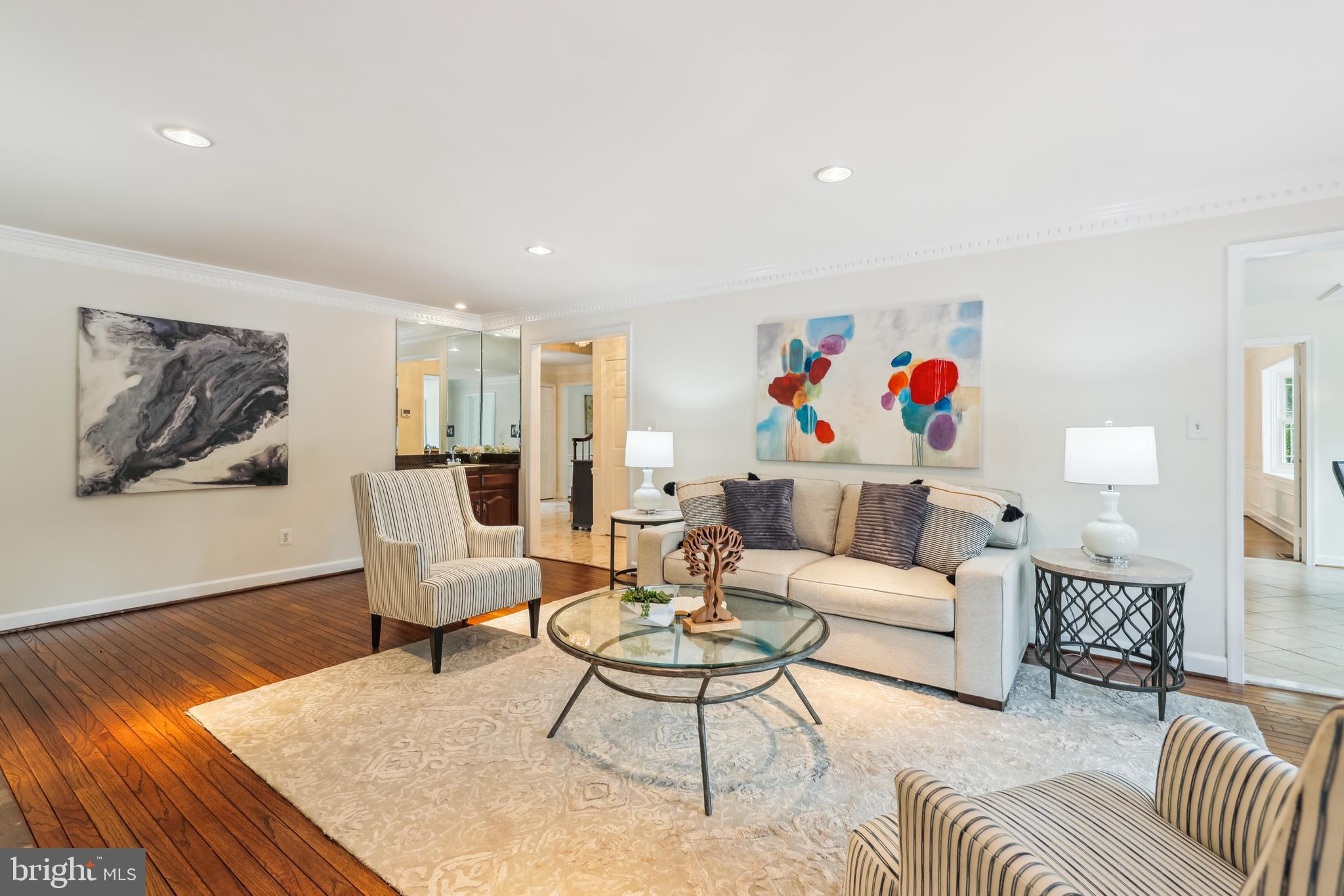 PT ROCKVILLE OUT RES 3 - Residential