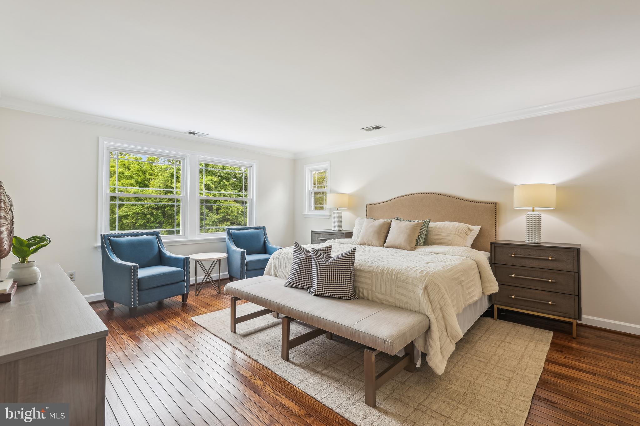 PT ROCKVILLE OUT RES 3 - Residential