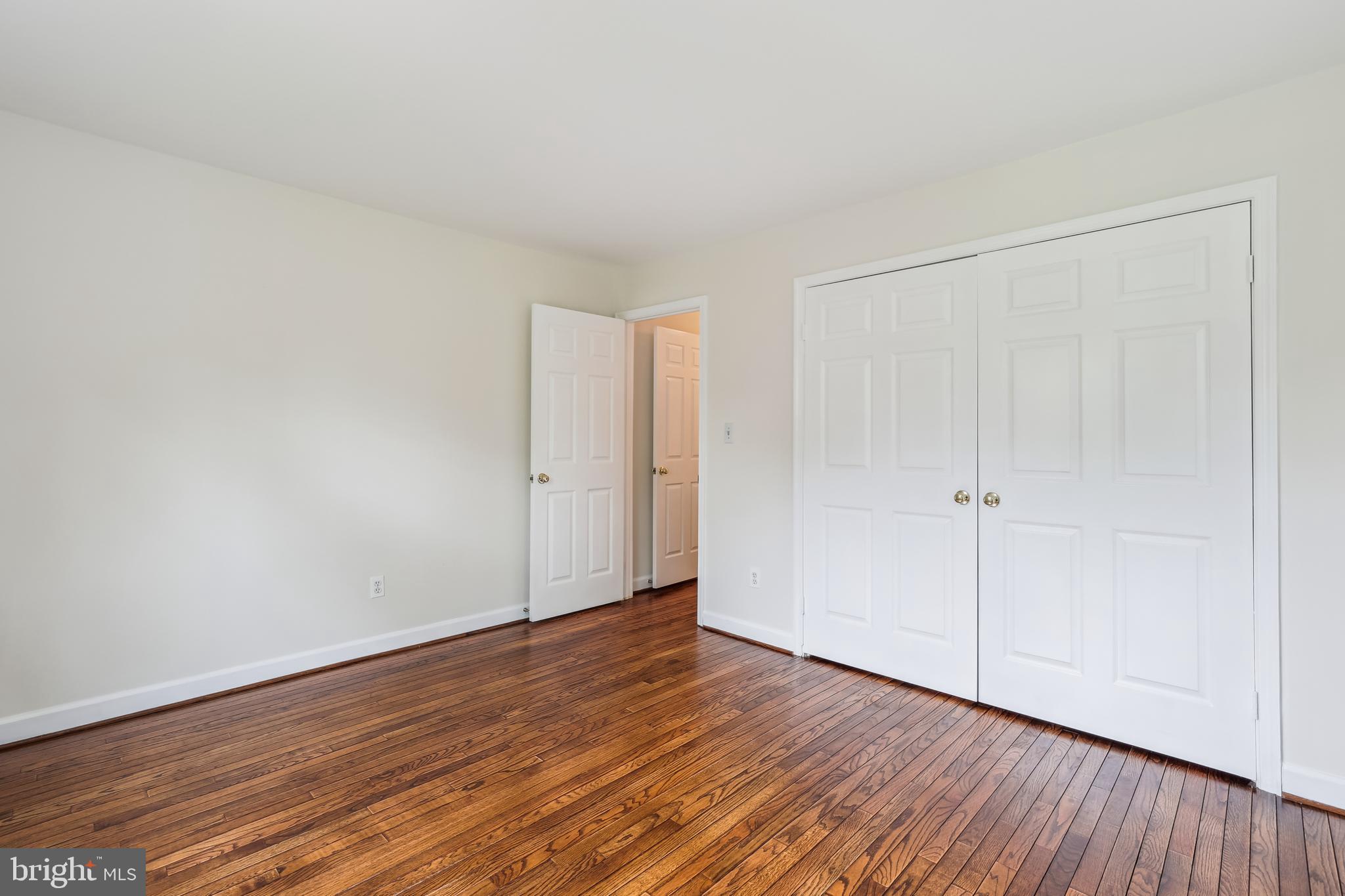 PT ROCKVILLE OUT RES 3 - Residential