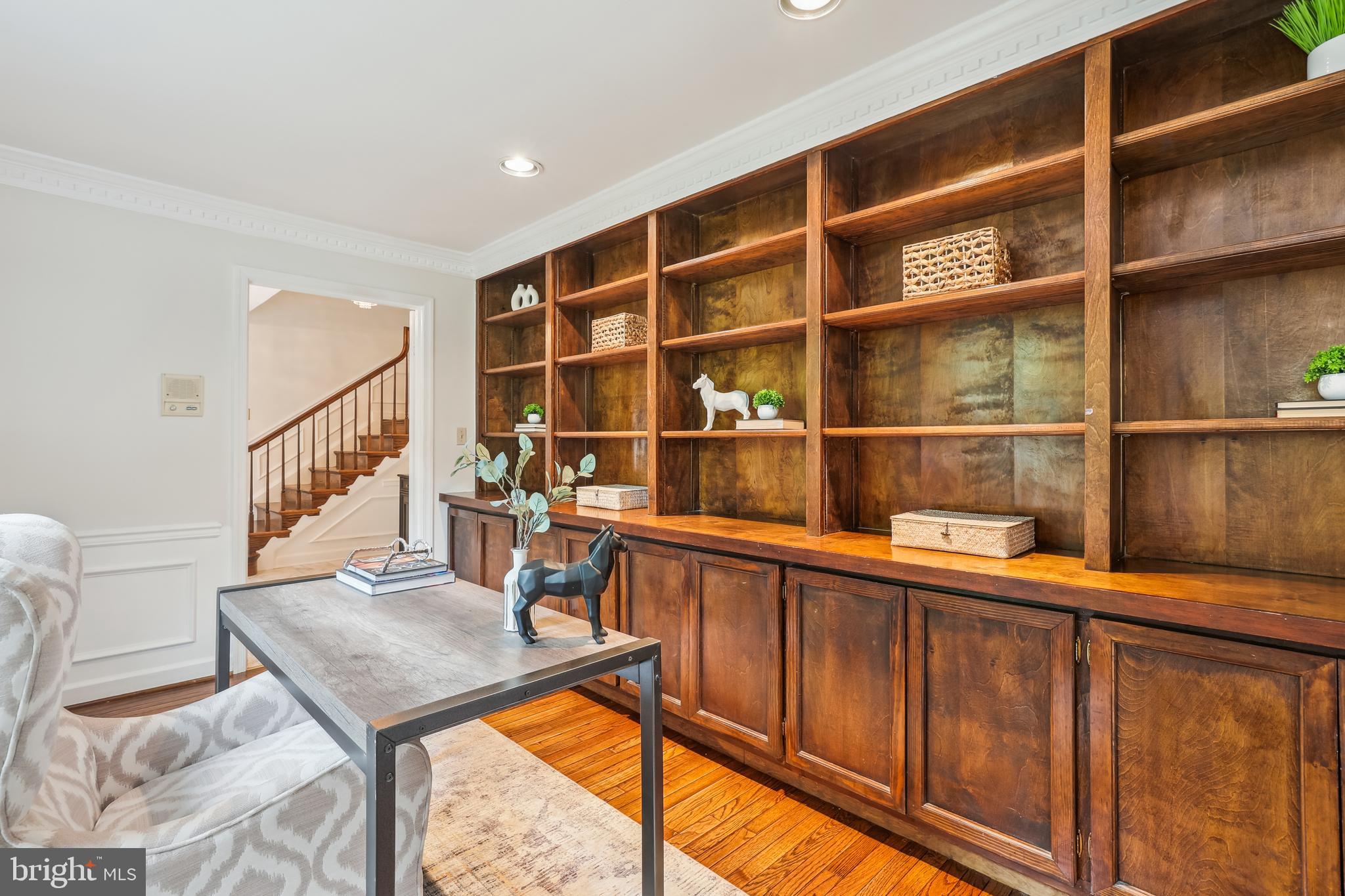 PT ROCKVILLE OUT RES 3 - Residential