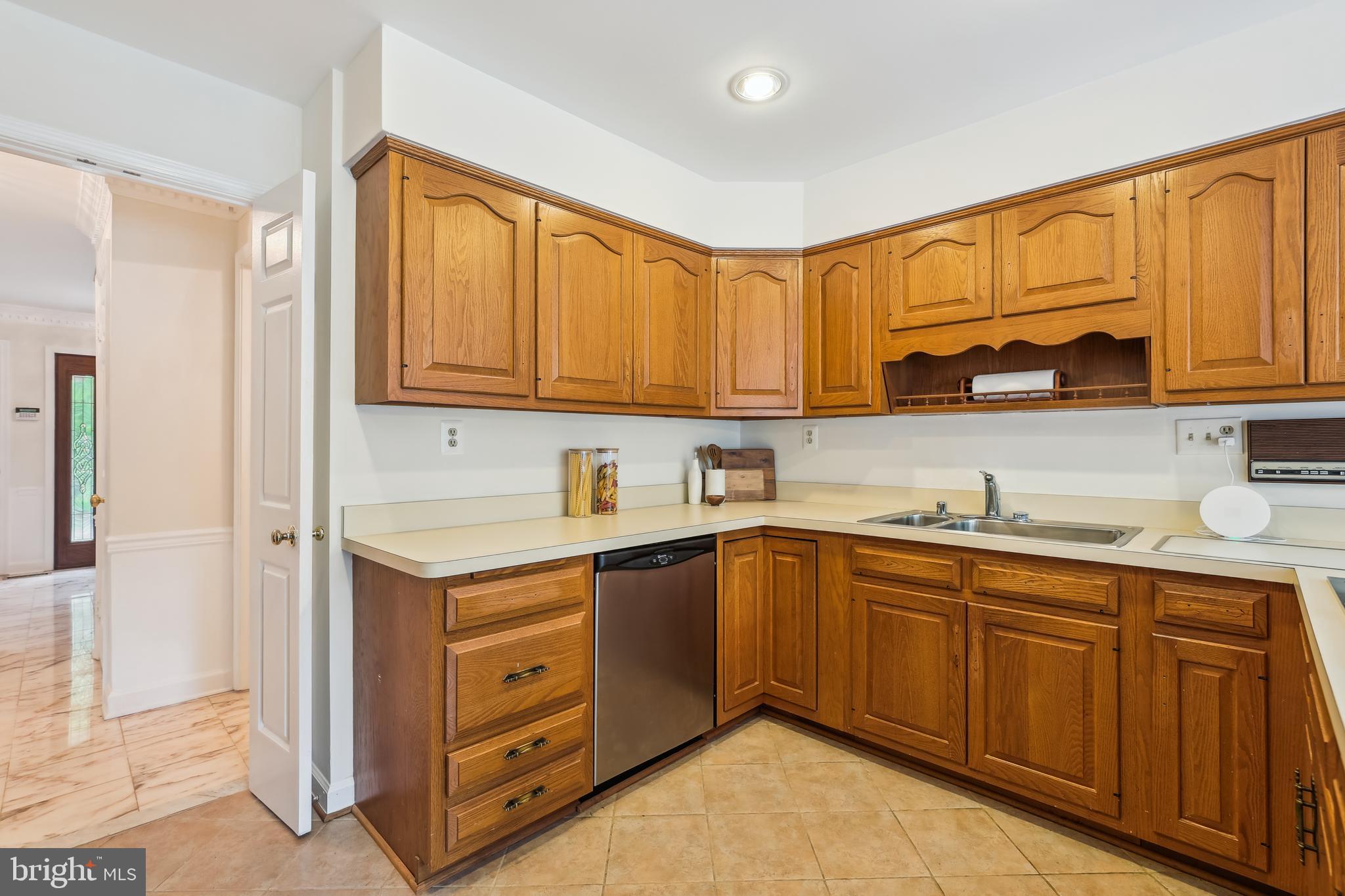 PT ROCKVILLE OUT RES 3 - Residential