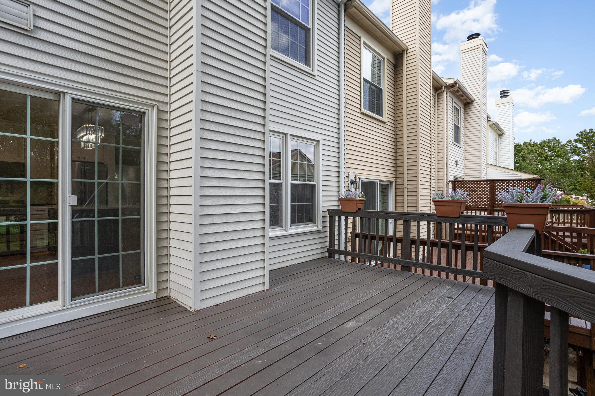 KINGSTOWNE - Residential Lease