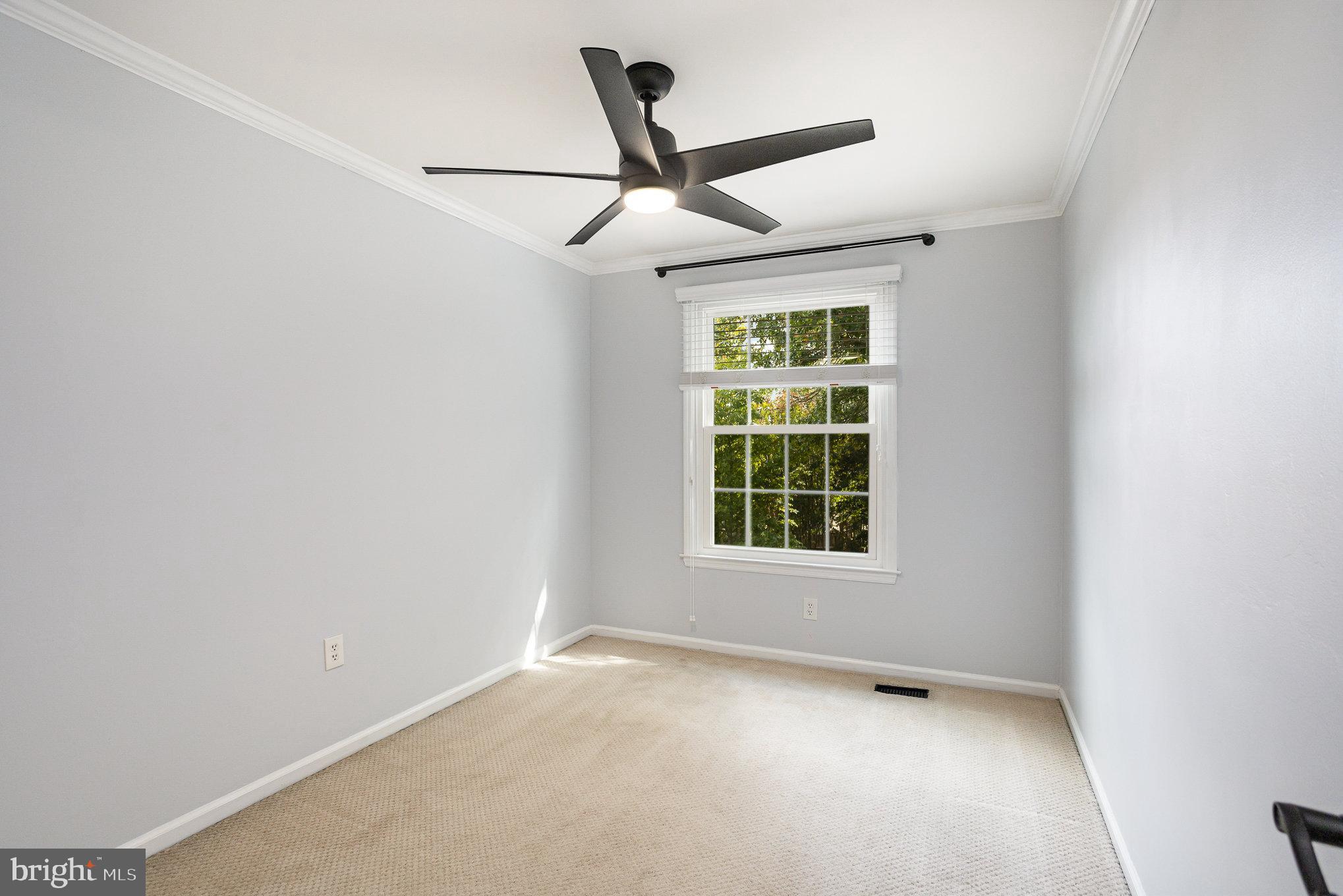 KINGSTOWNE - Residential Lease