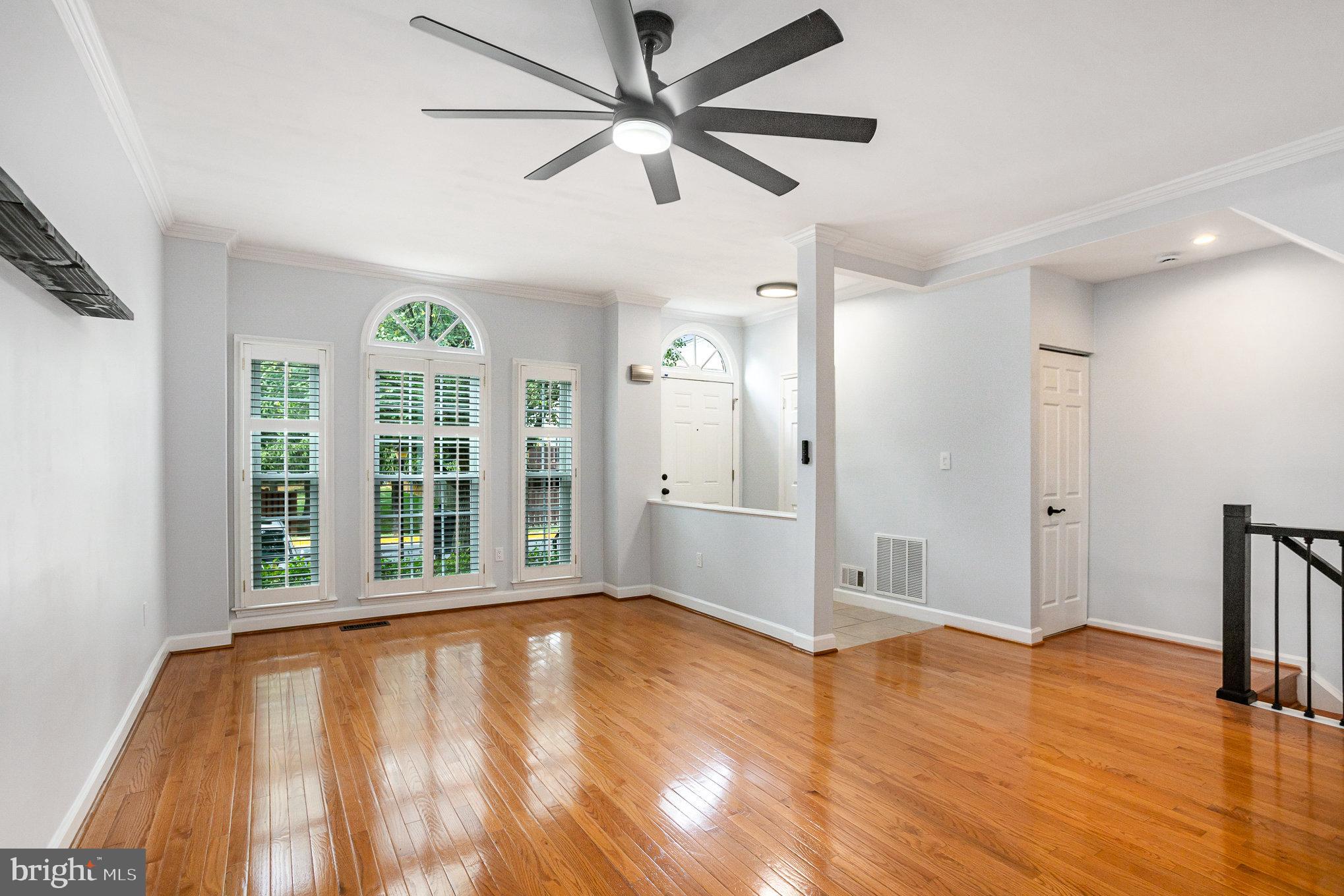 KINGSTOWNE - Residential Lease