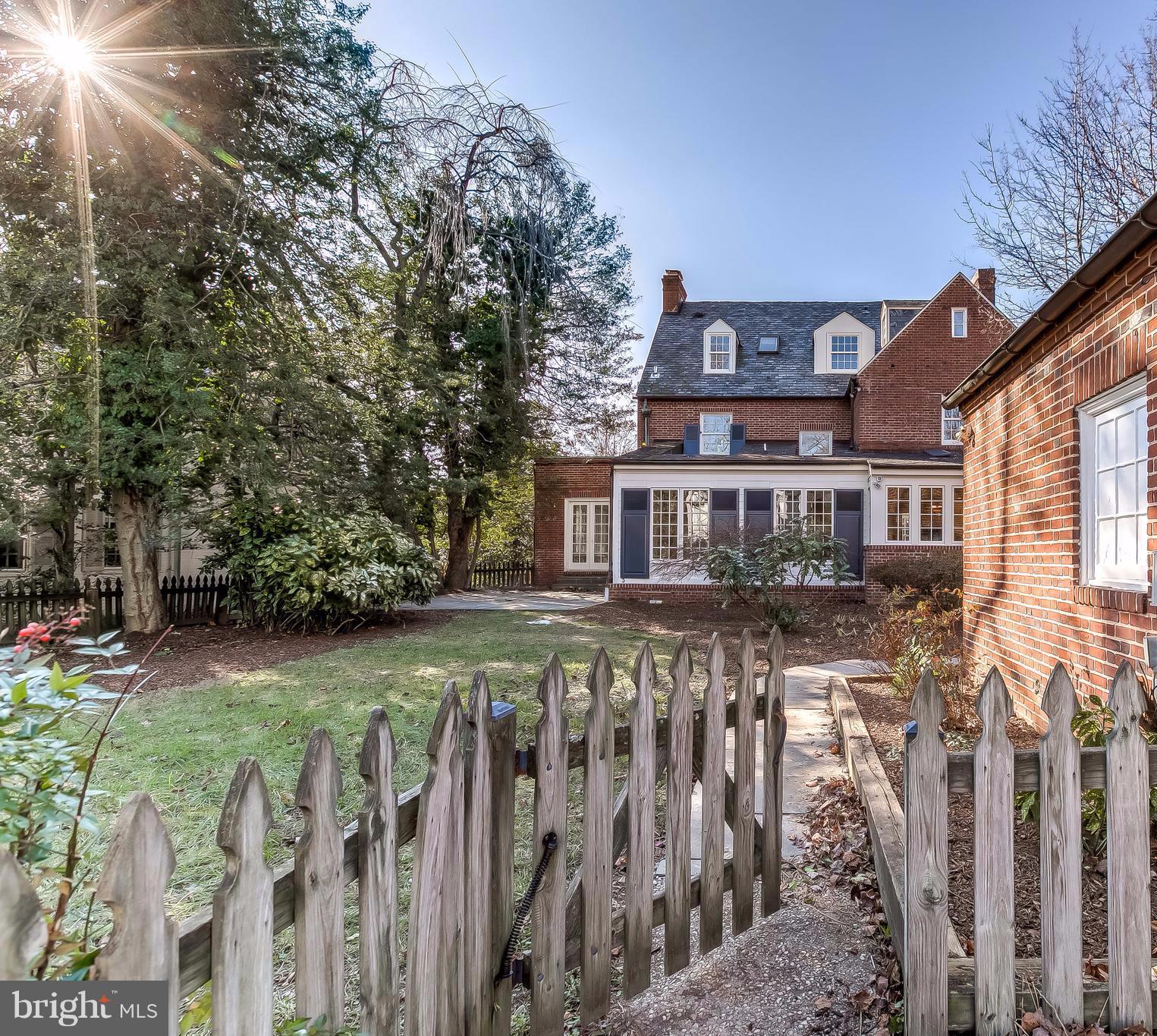 GREATER HOMELAND HISTORIC DISTRICT - Residential