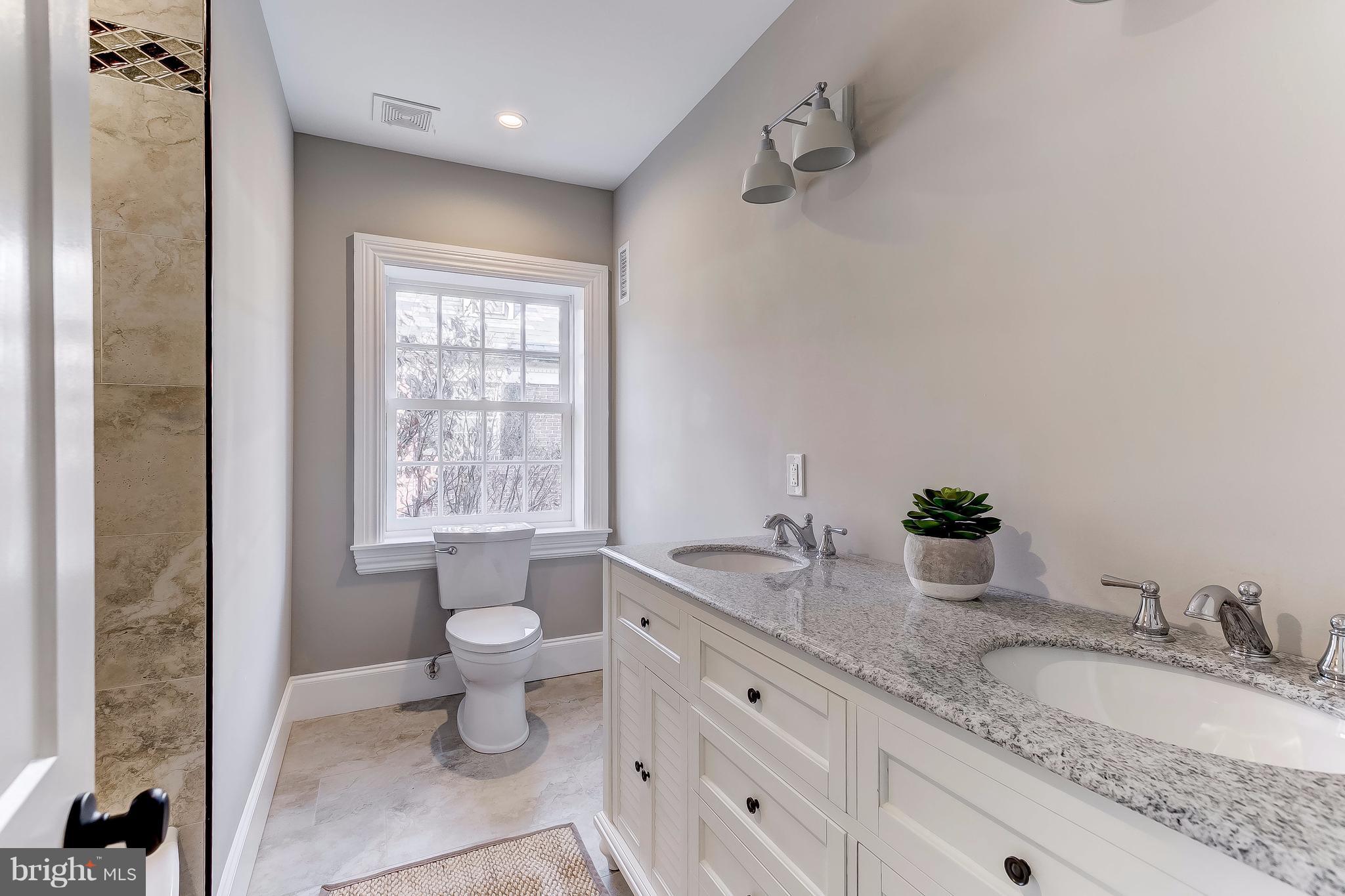 GREATER HOMELAND HISTORIC DISTRICT - Residential