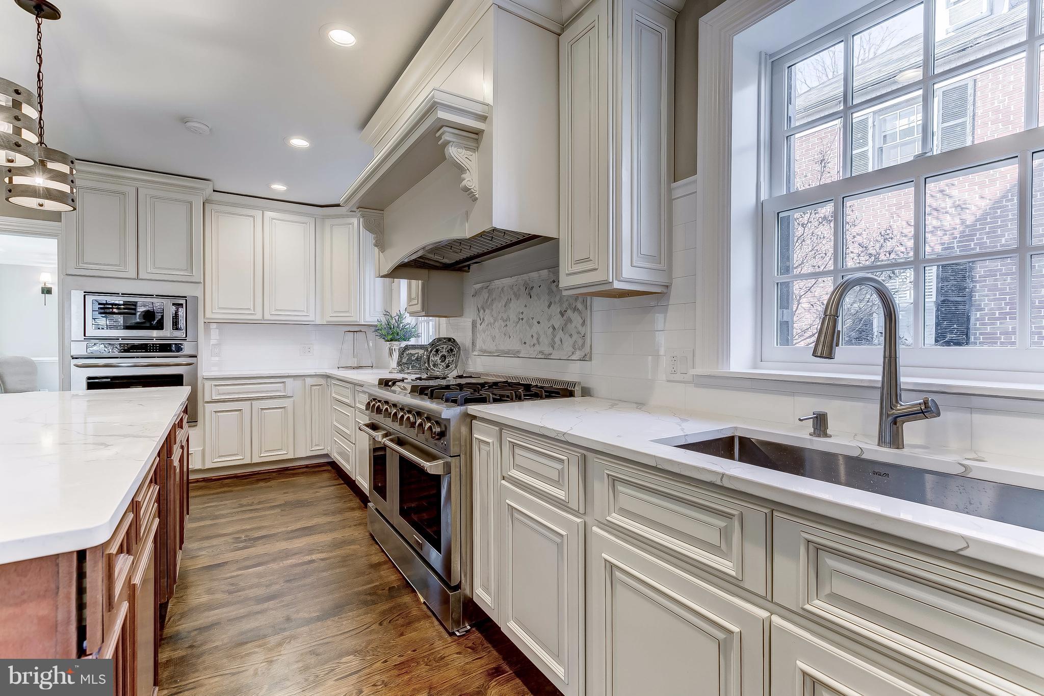 GREATER HOMELAND HISTORIC DISTRICT - Residential