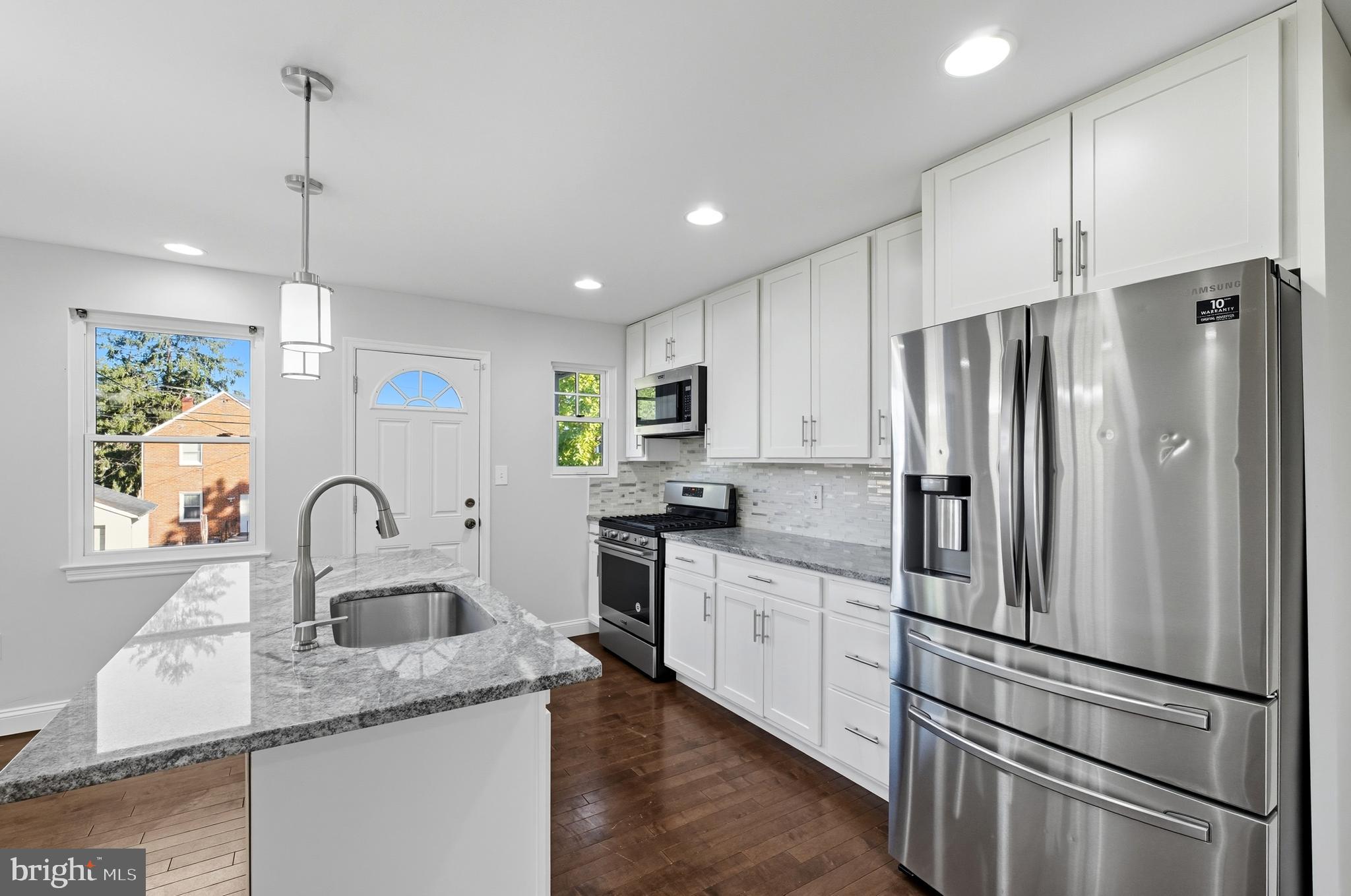 NORTHWOOD - Residential