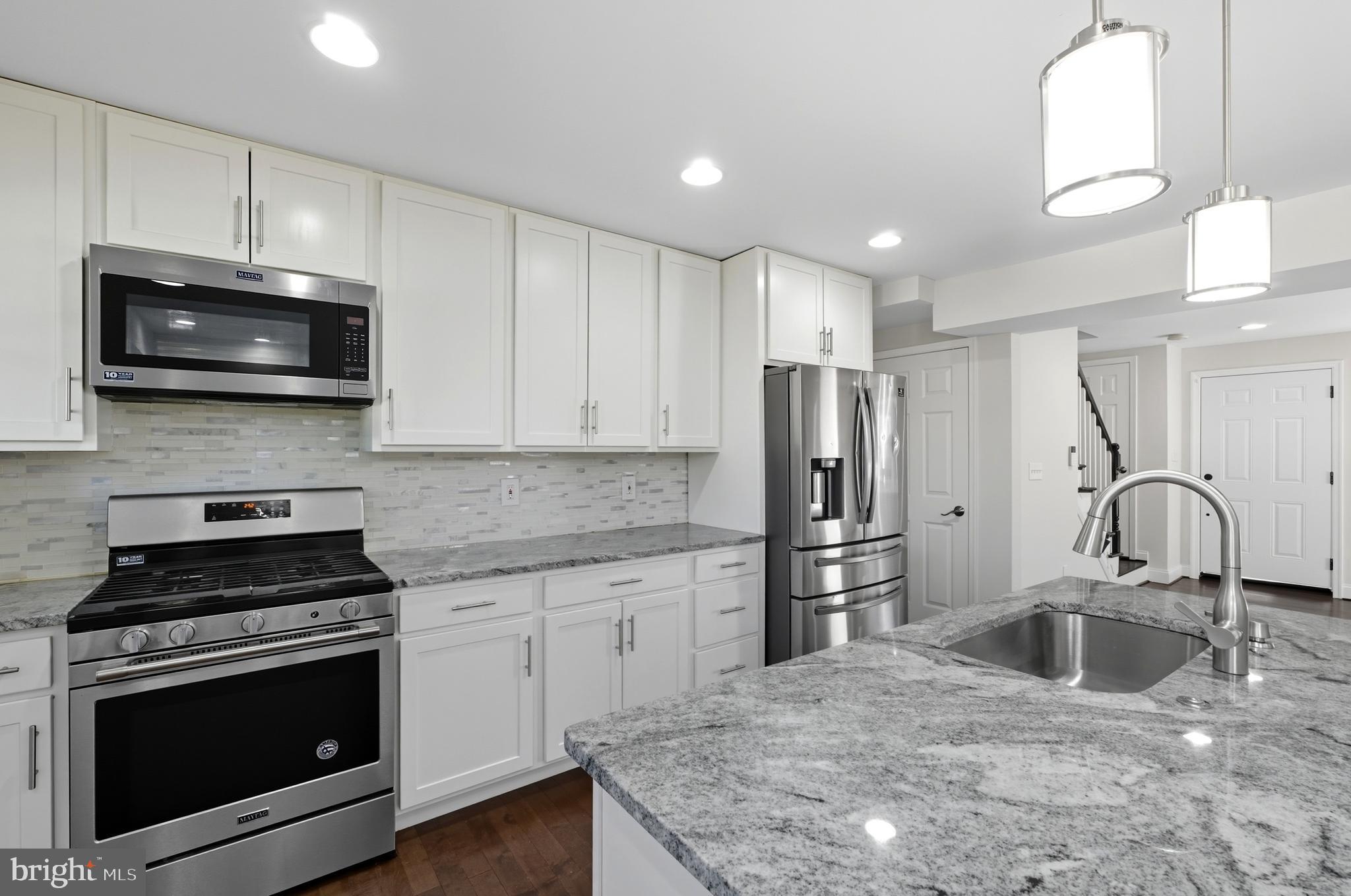 NORTHWOOD - Residential