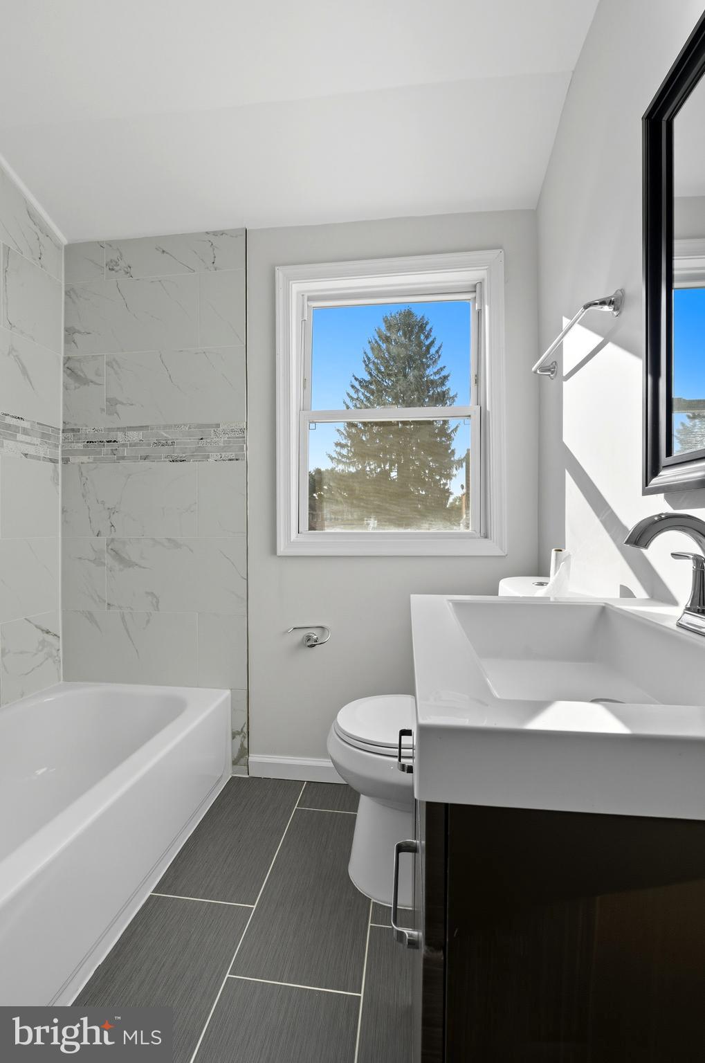 NORTHWOOD - Residential