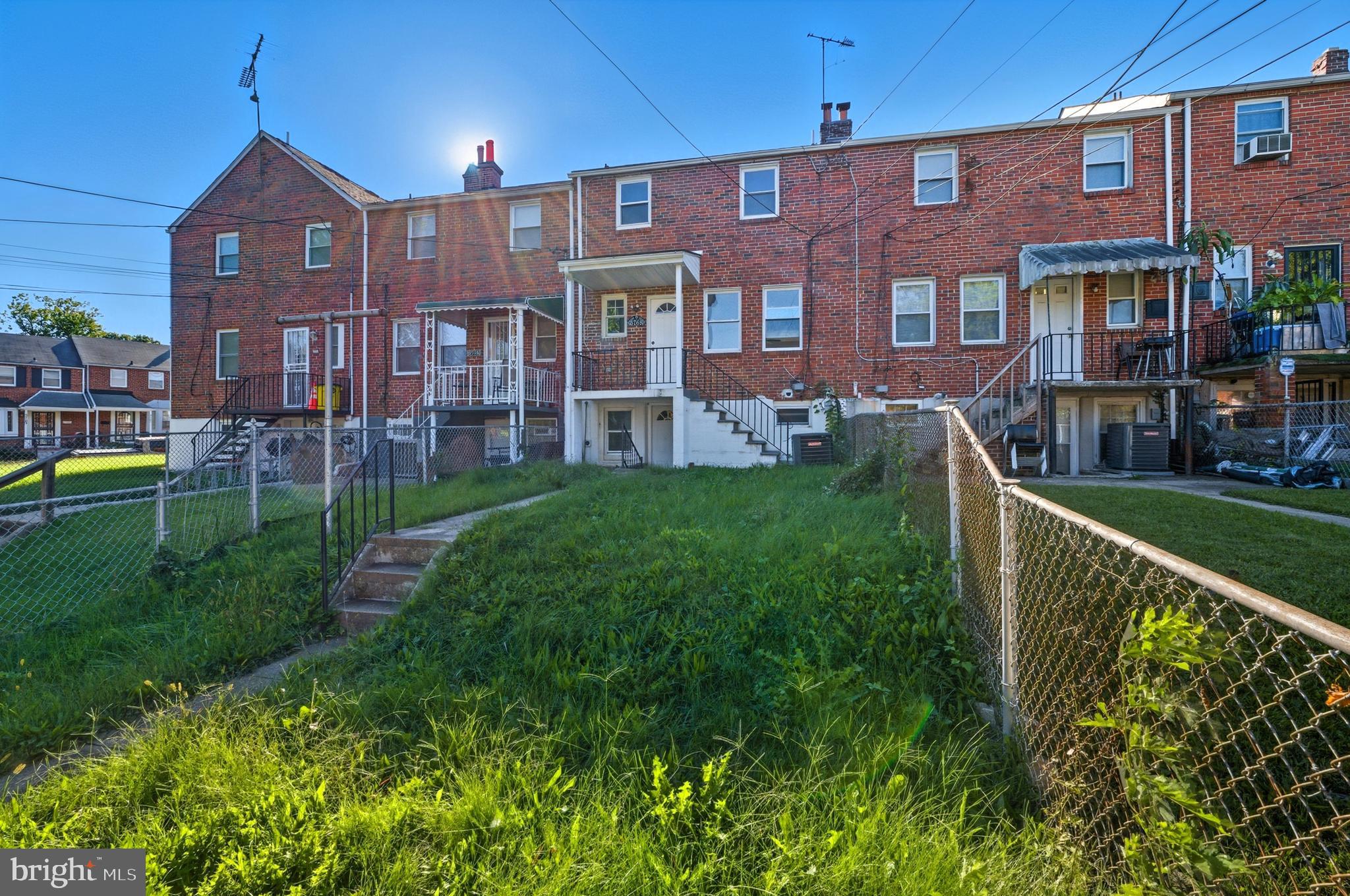 NORTHWOOD - Residential