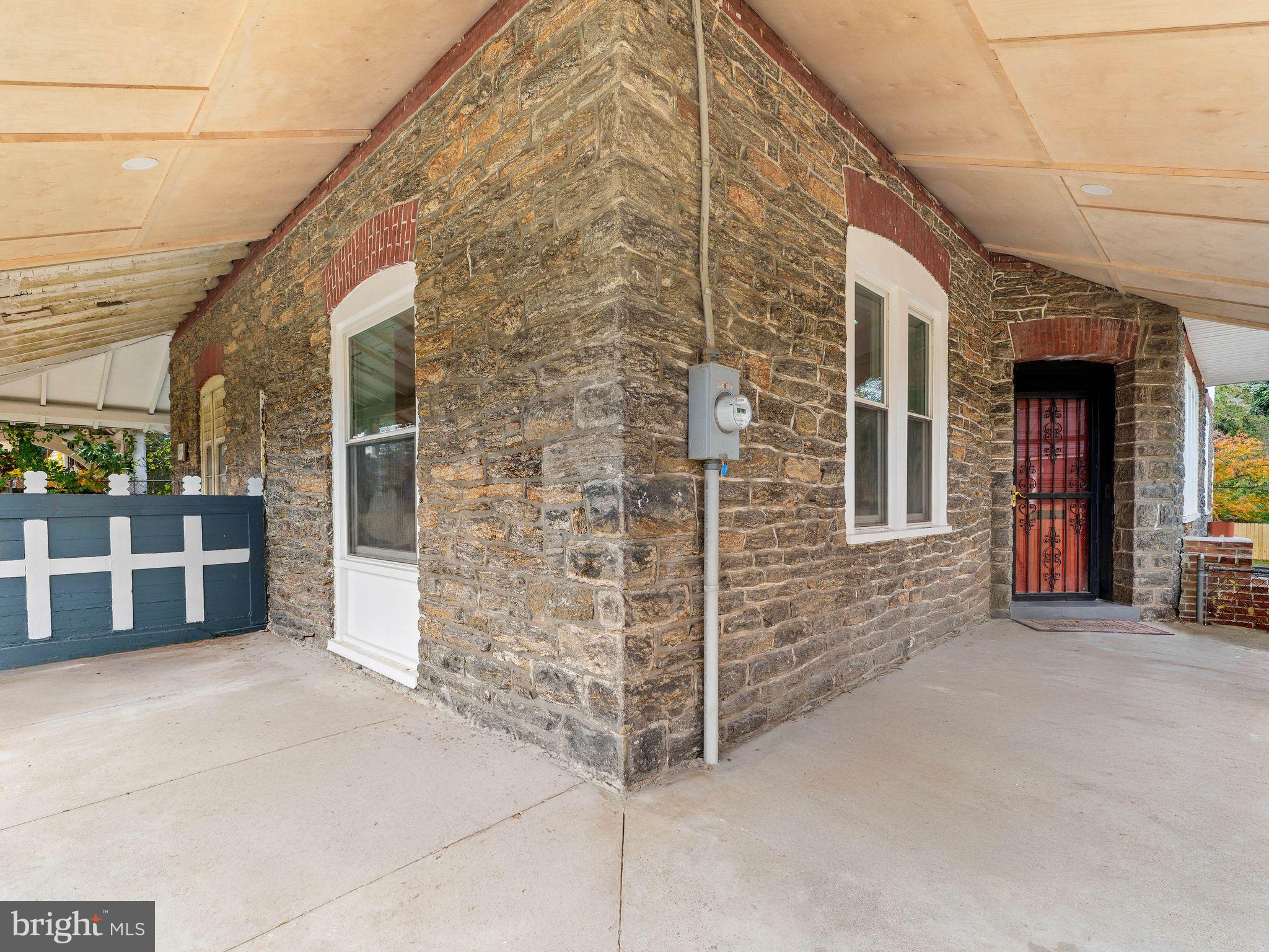 GERMANTOWN (EAST) - Residential