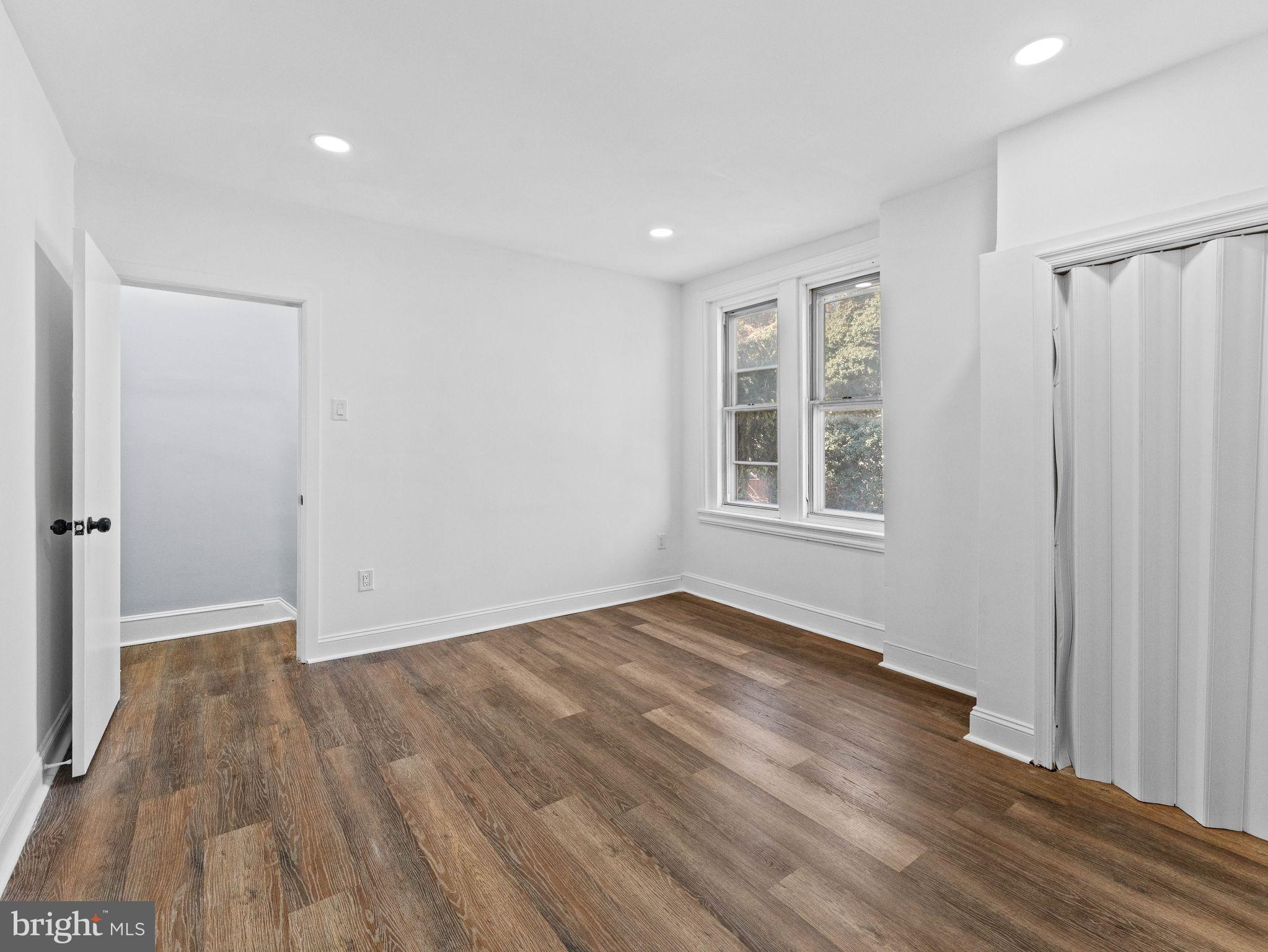 GERMANTOWN (EAST) - Residential