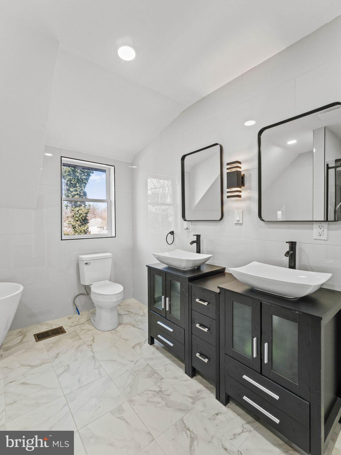 GERMANTOWN (EAST) - Residential