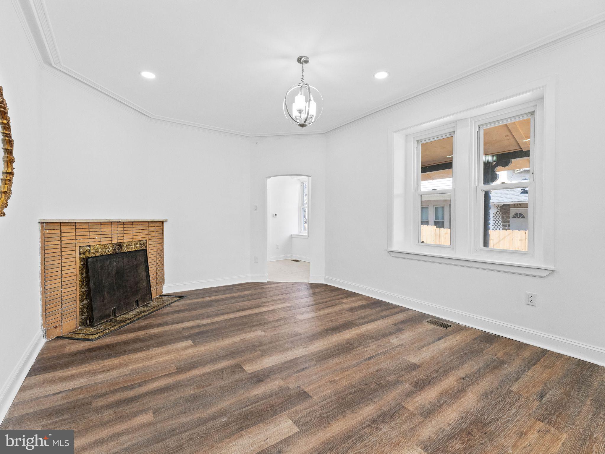 GERMANTOWN (EAST) - Residential