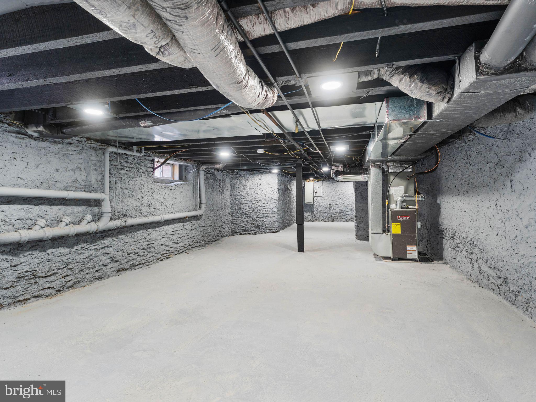 GERMANTOWN (EAST) - Residential