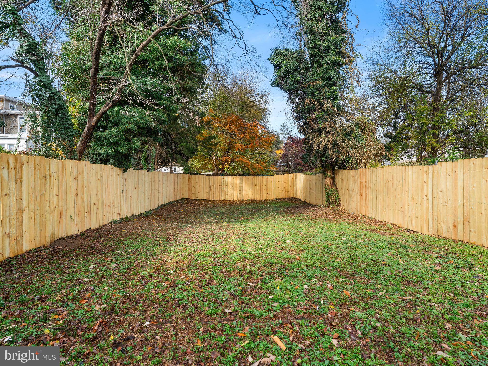 GERMANTOWN (EAST) - Residential