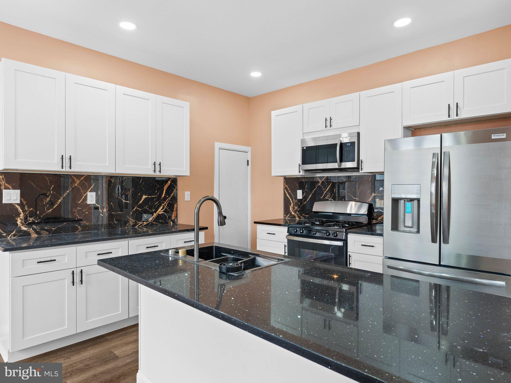 GERMANTOWN (EAST) - Residential