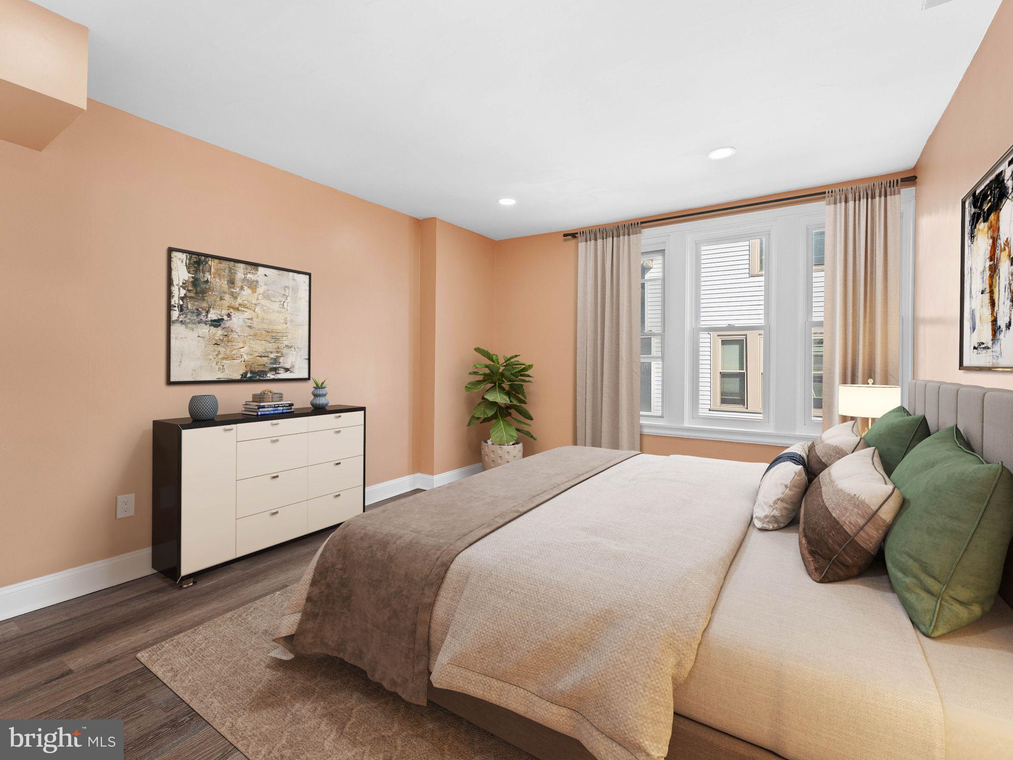 GERMANTOWN (EAST) - Residential