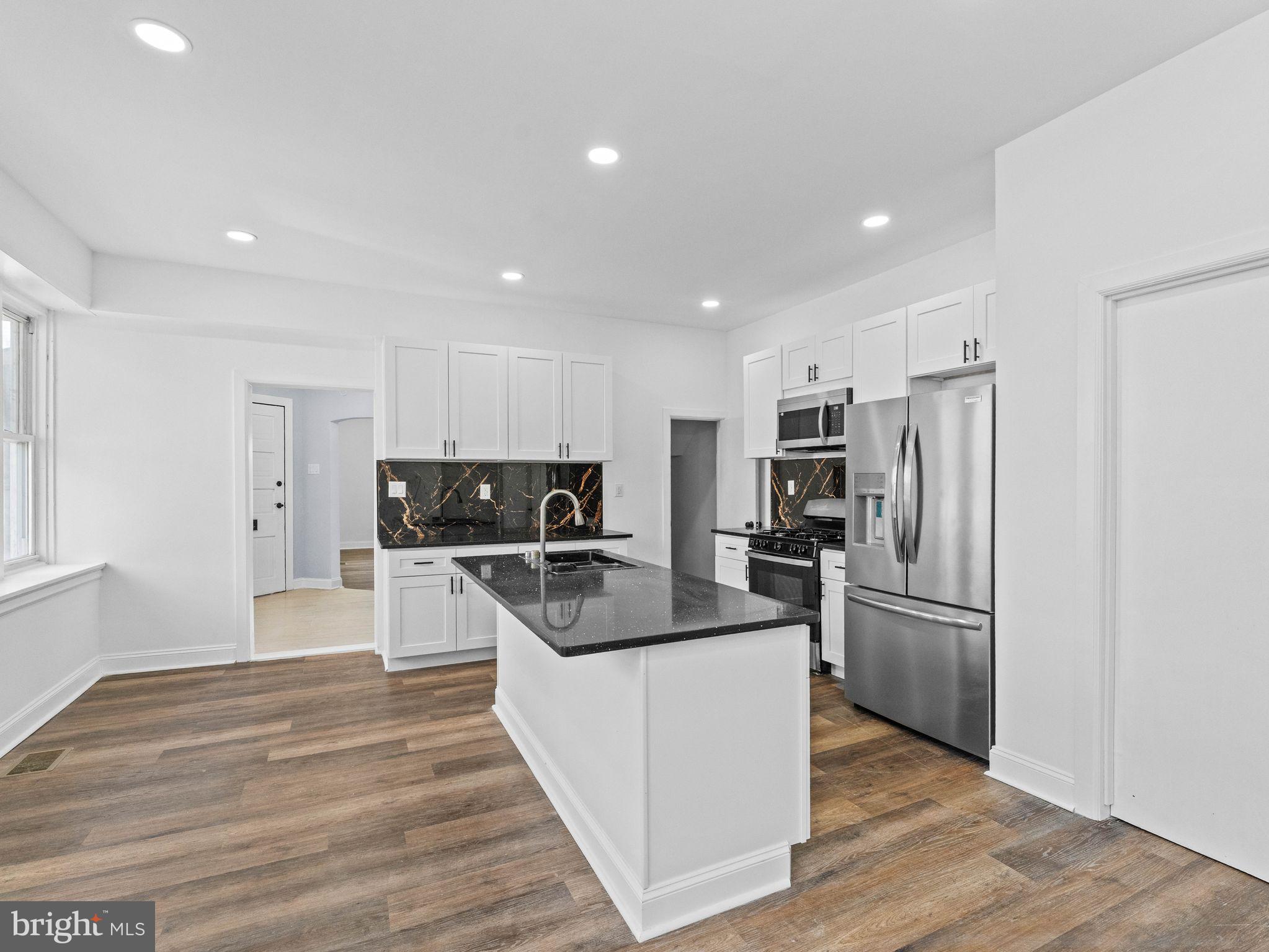 GERMANTOWN (EAST) - Residential