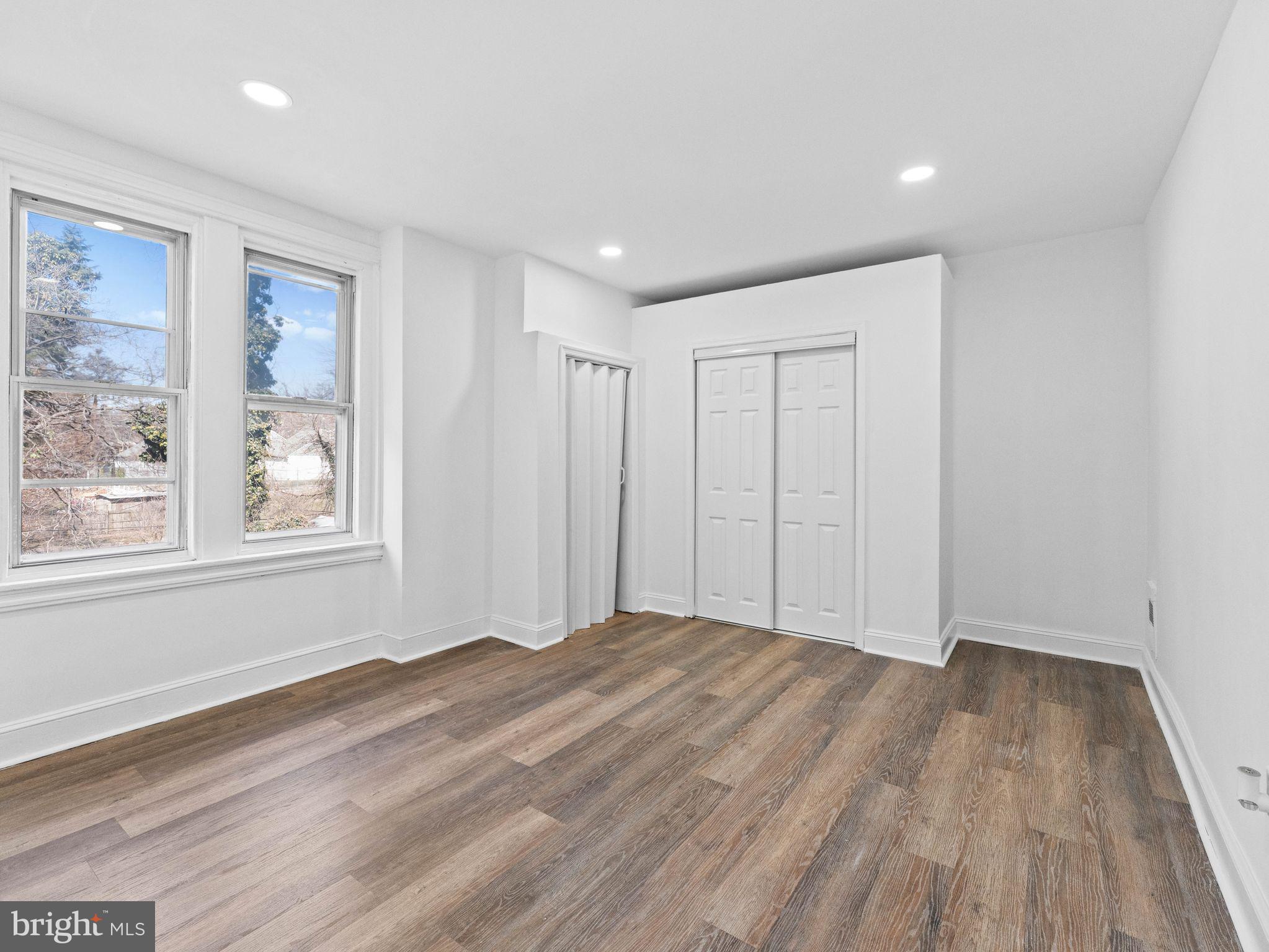 GERMANTOWN (EAST) - Residential