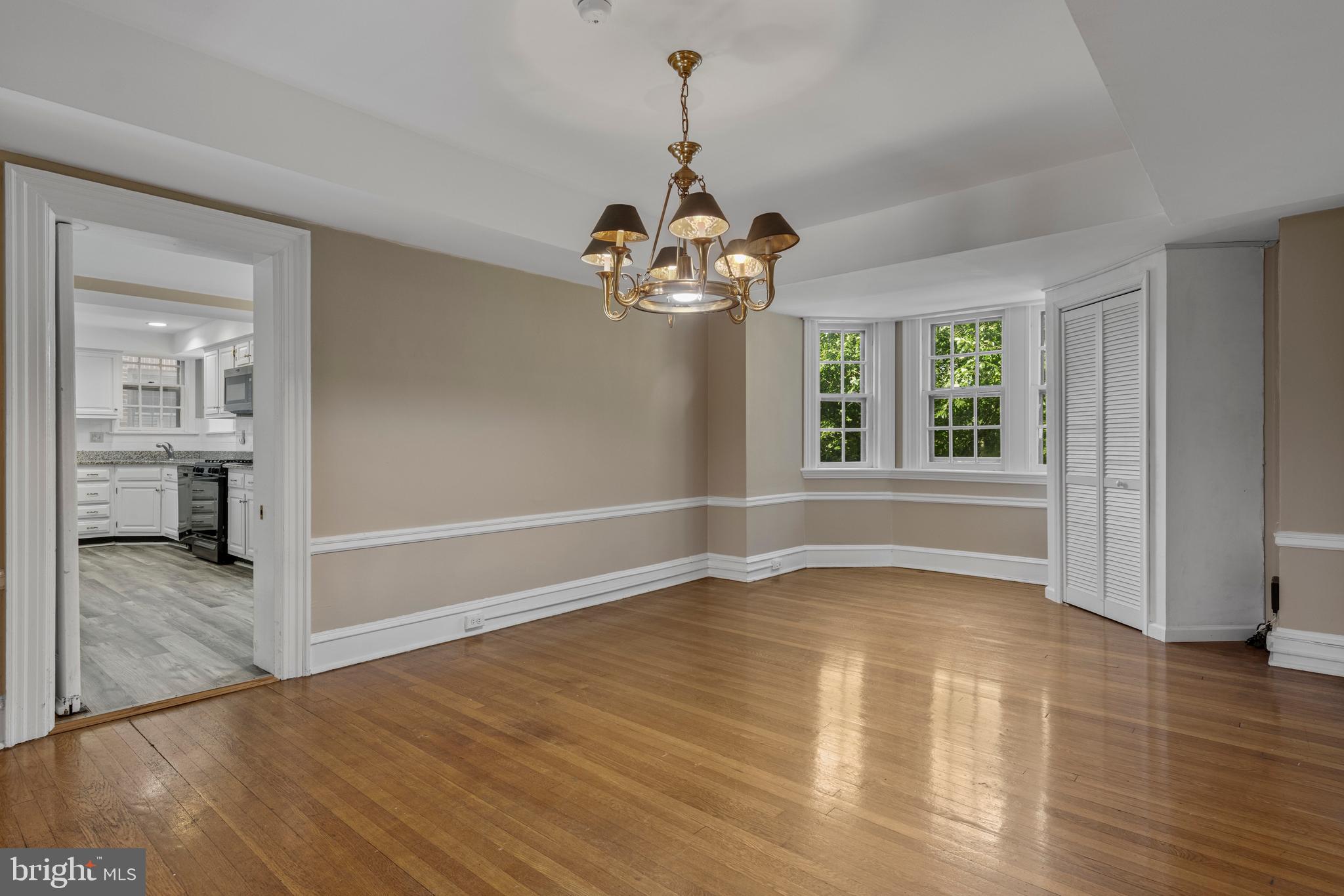 YORKLYNNE MANOR - Residential Lease