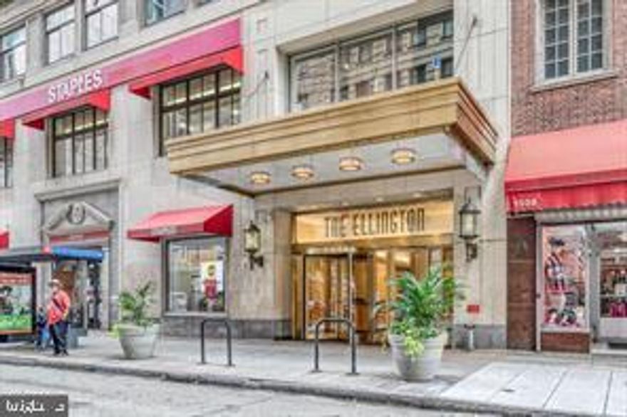 Luxury 1BR ant The Ellington- All -inclusive Utilities! Included condo fee/Central air, heating water and sewer. Living in the heart of the city! This bright 1-bed/i bath unit offers a just pack and move in lifestyle.
Hardwood floors, granite counters and stainless steel appliances. 24/7 concierge, gym and resident lounge. Rittenhouse/ Avenue of the arts. Perfet students or professionals at Penn, Drexel, Jefferson, or CHOP.