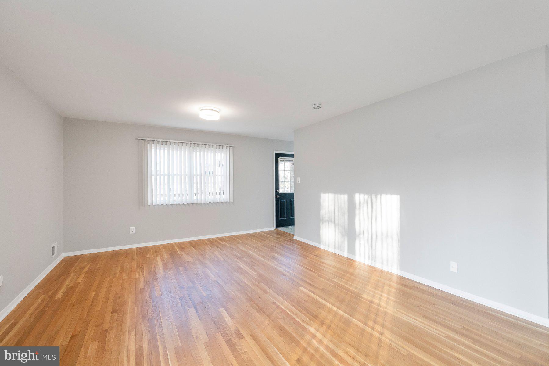 BROOKHAVEN - Residential Lease