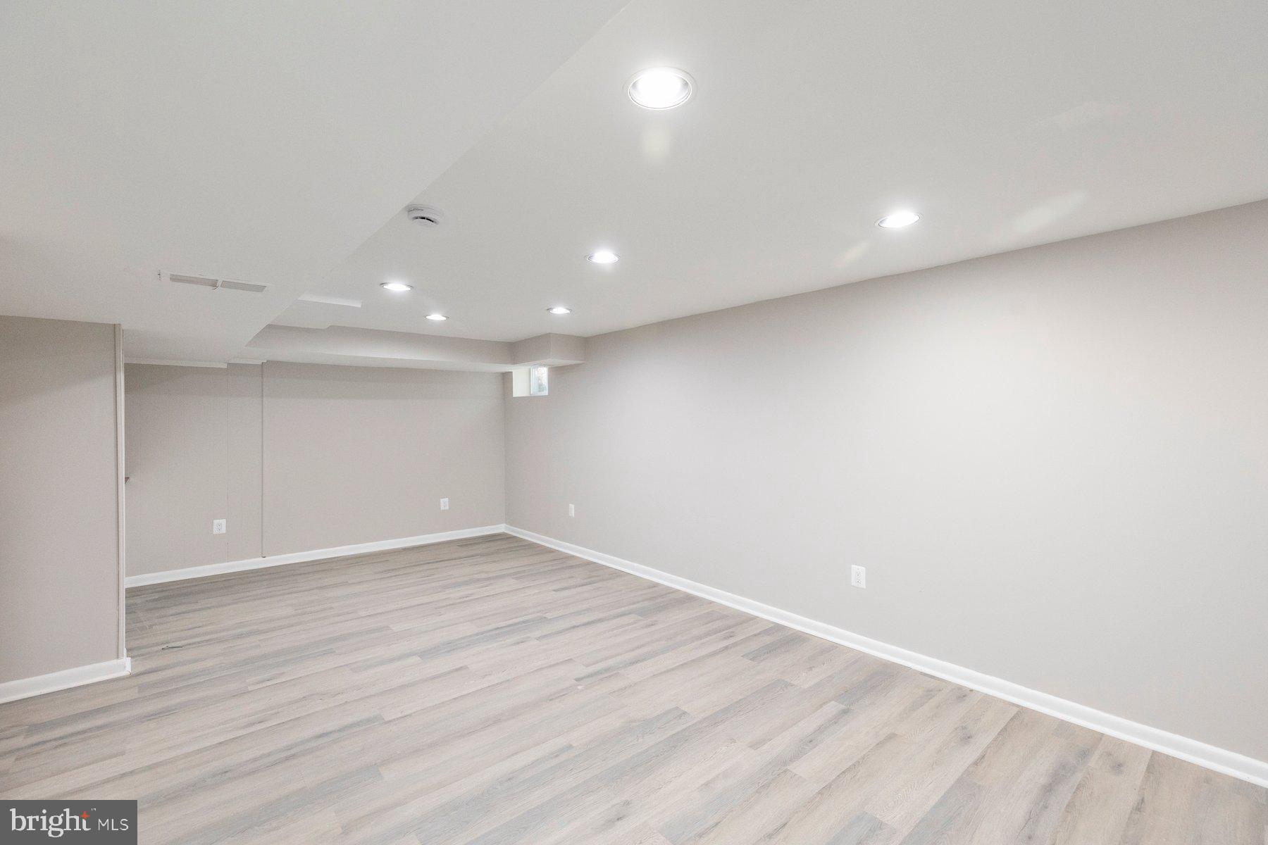 BROOKHAVEN - Residential Lease