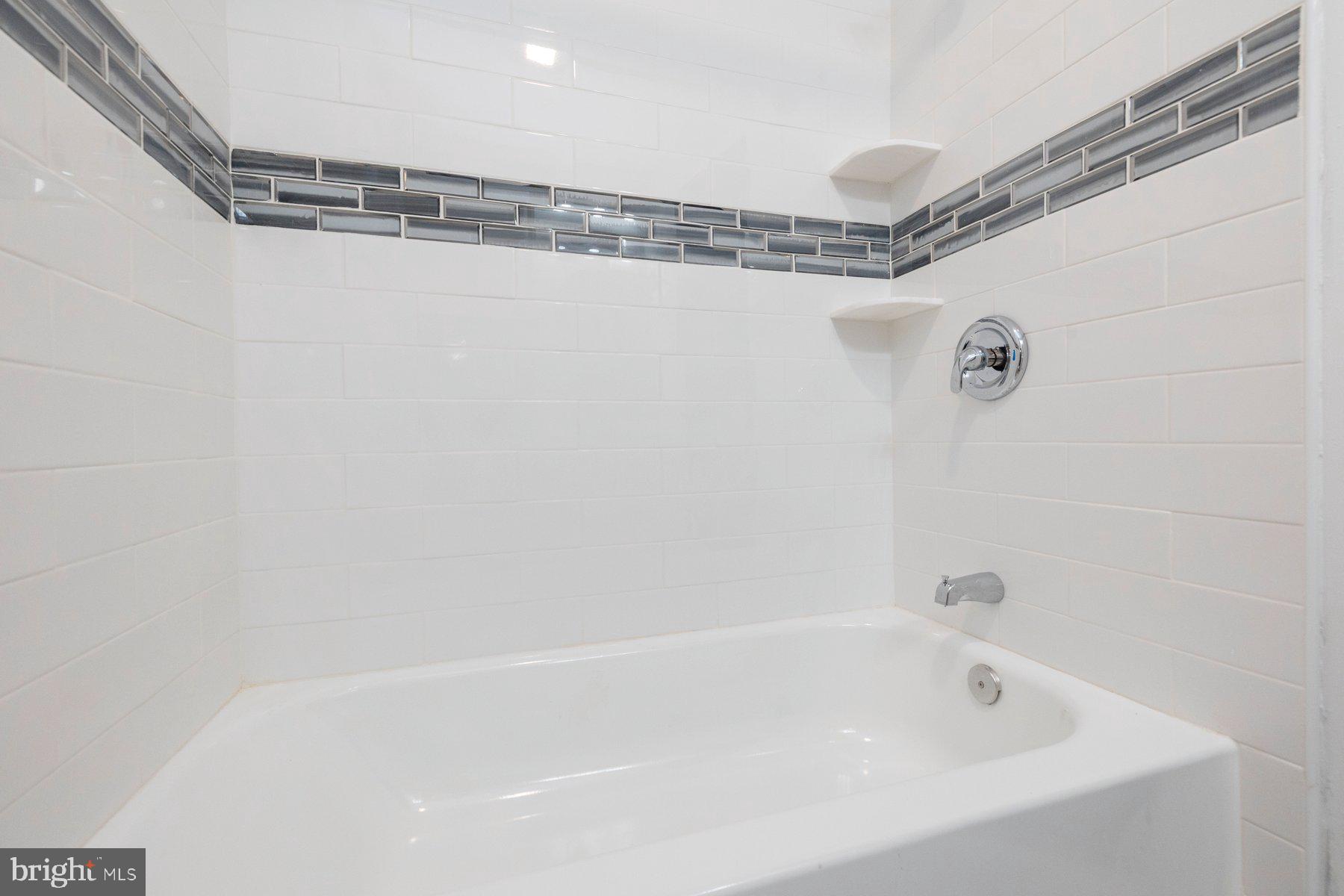 BROOKHAVEN - Residential Lease