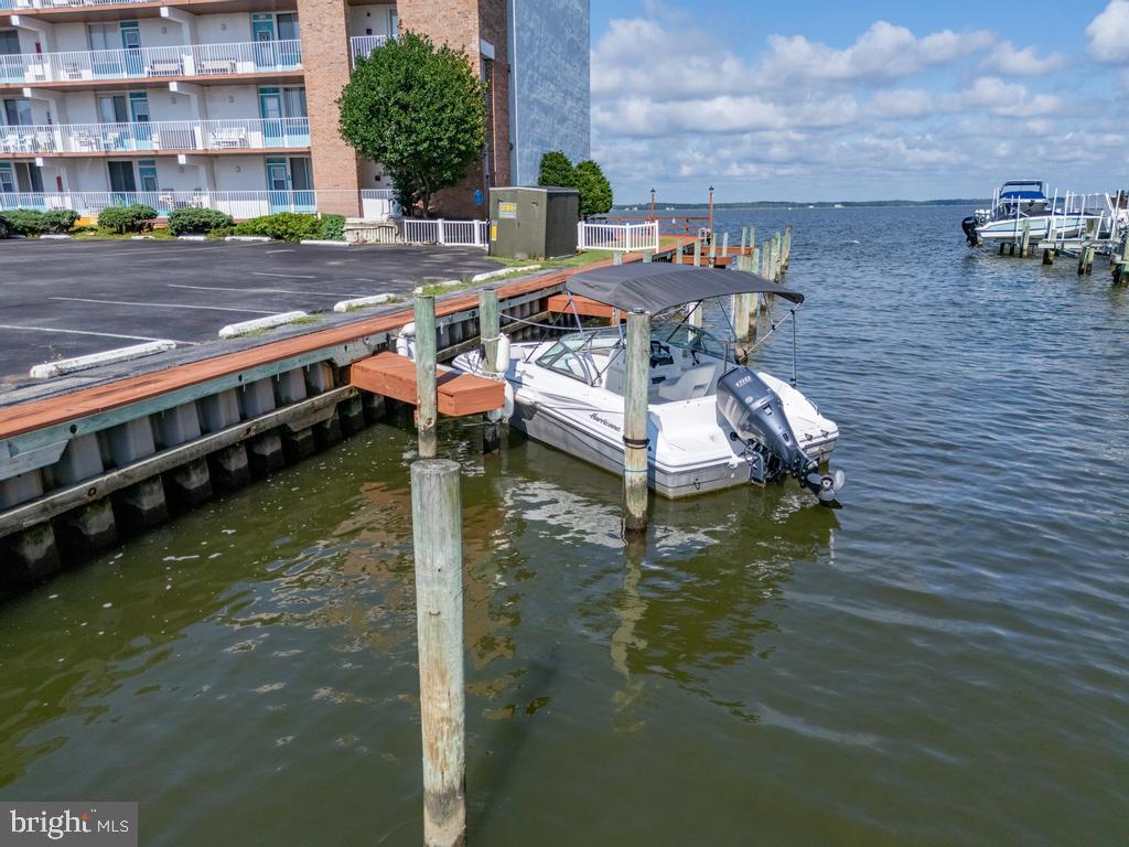 745 MOORING ROAD 210