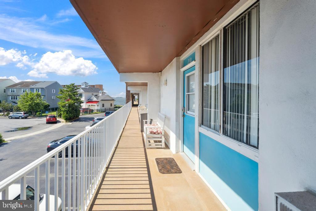 745 MOORING ROAD 210