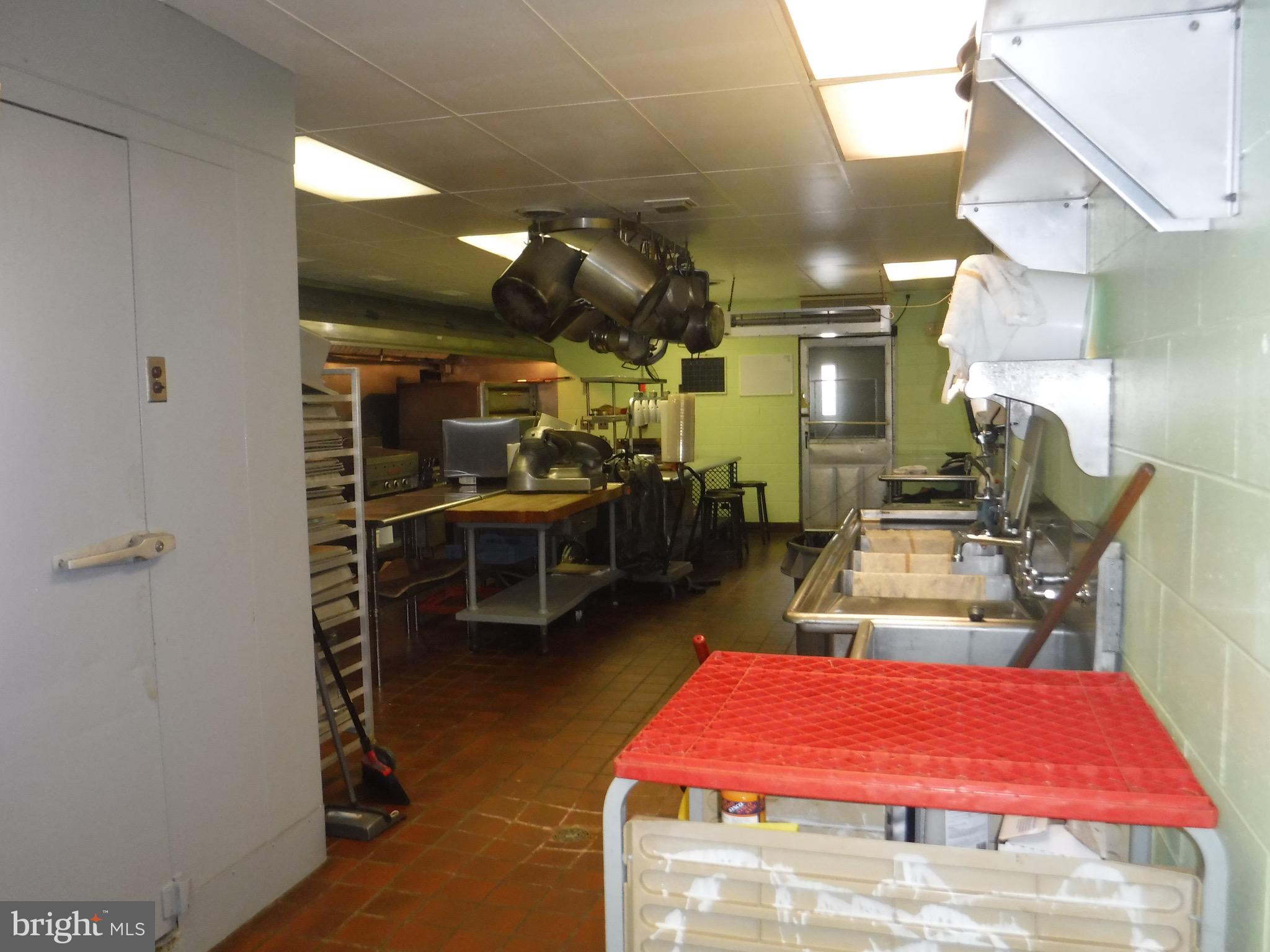 CARTER - Commercial Sale