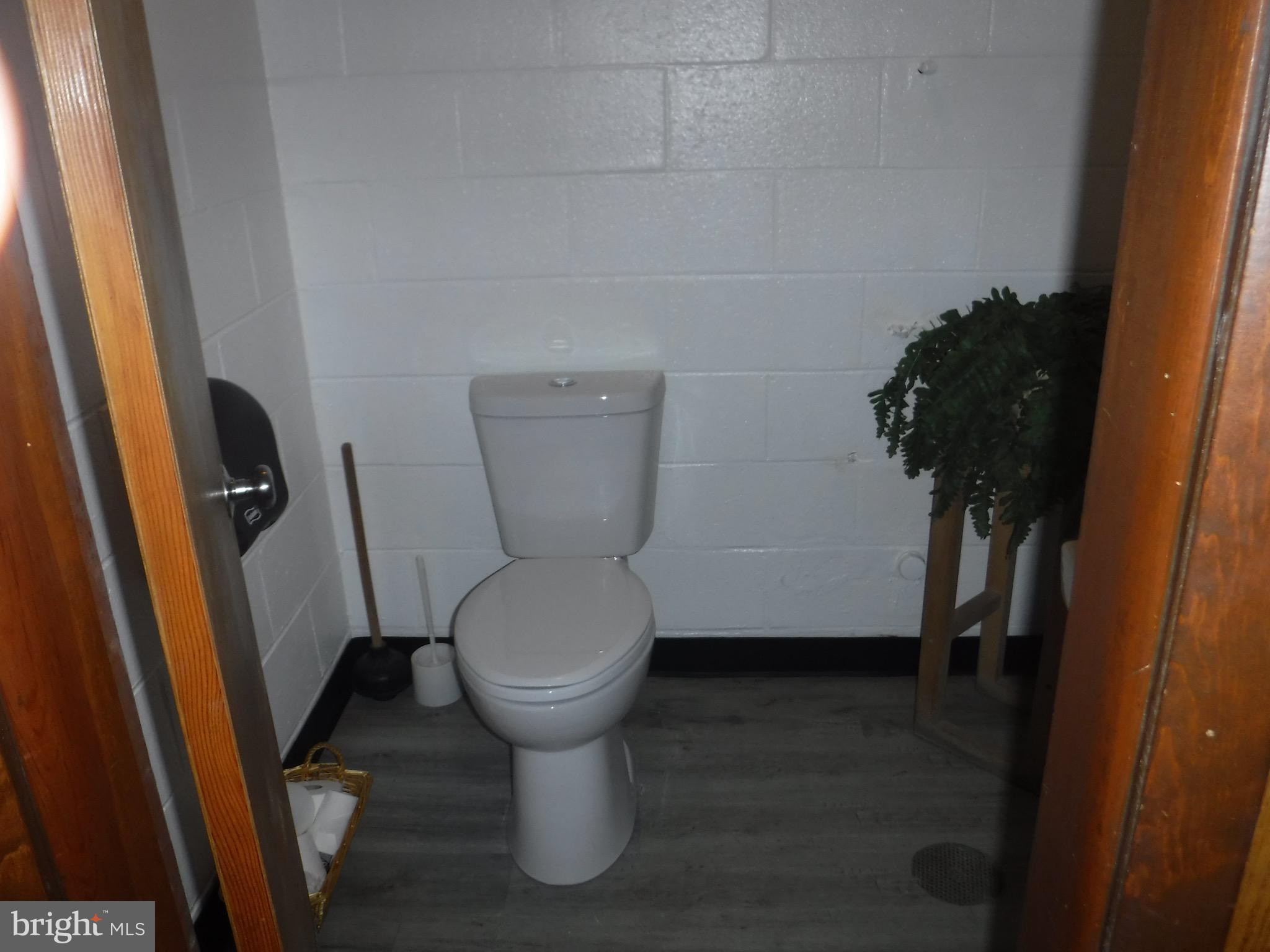 CARTER - Commercial Sale