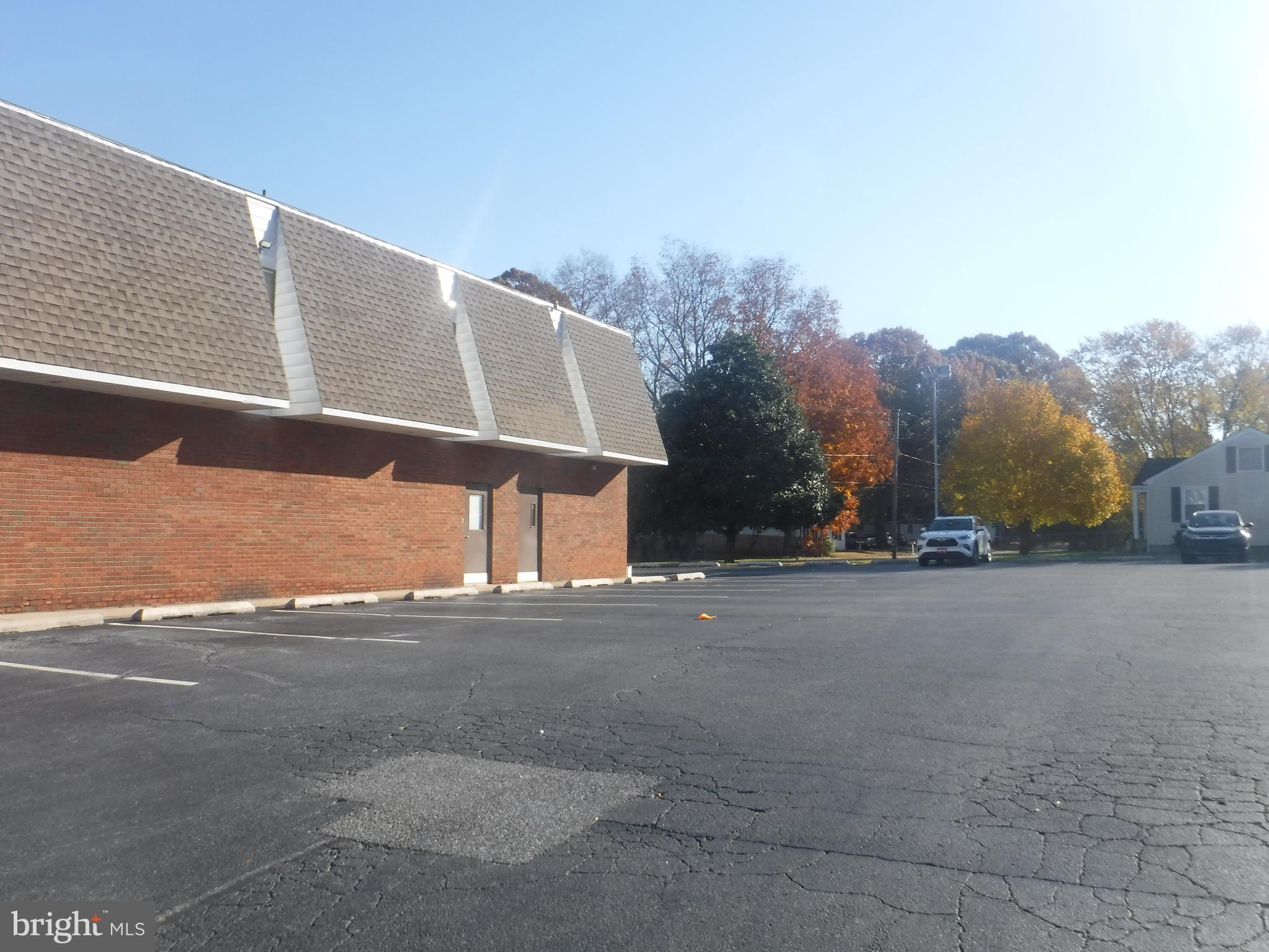 2089 S DUPONT HWY