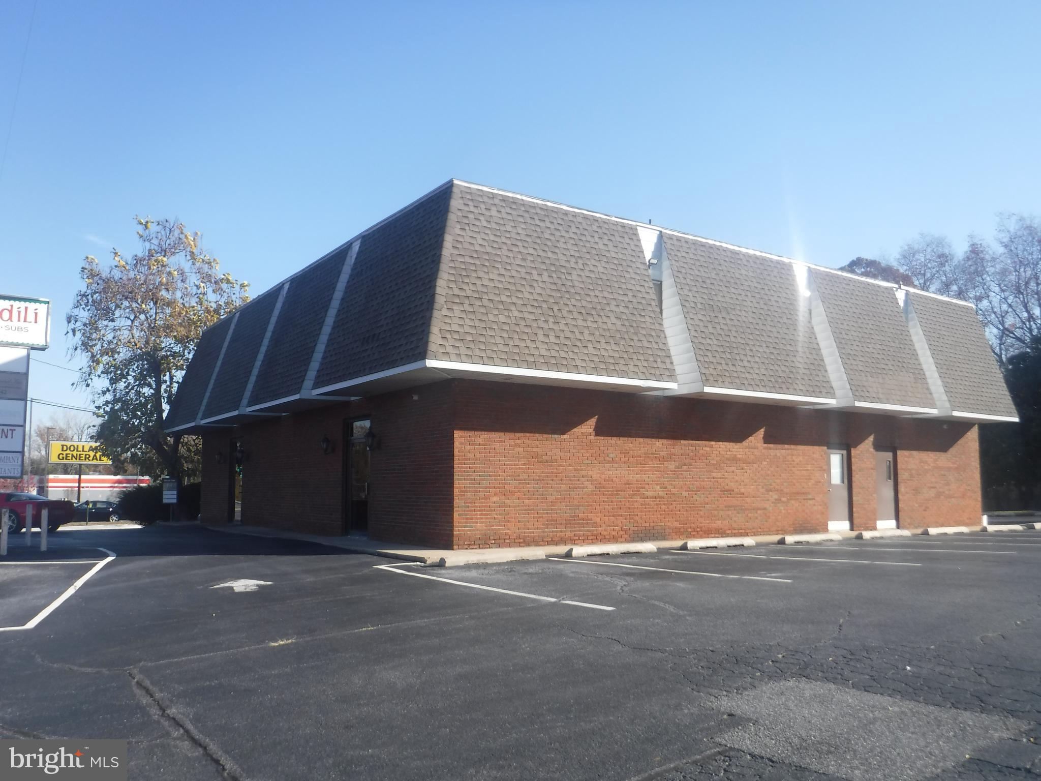 2089 S DUPONT HWY