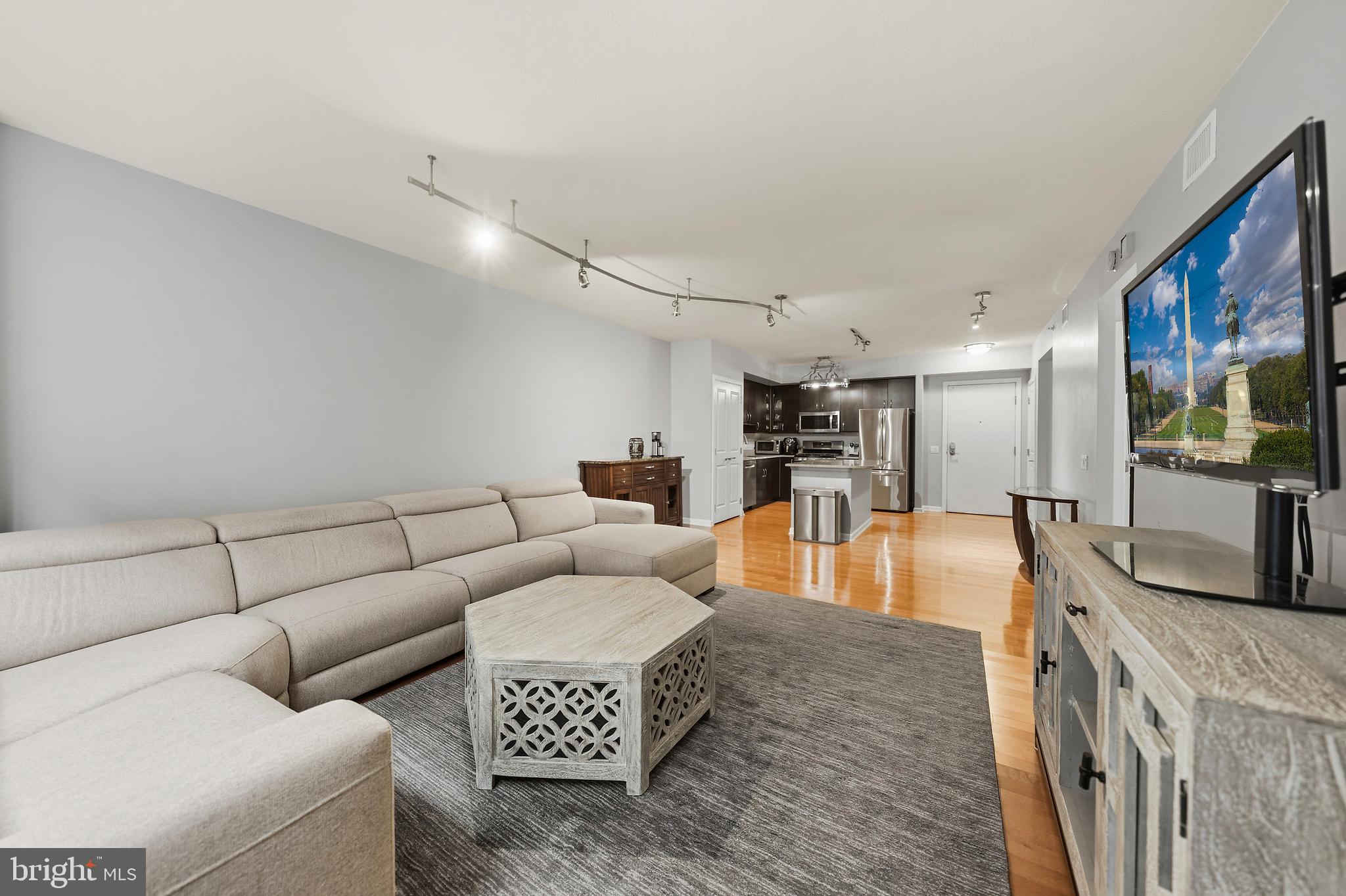 440 L STREET NW 407