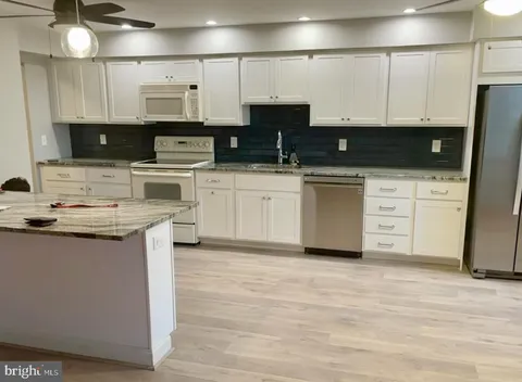 200 Winding Way Unit J-23, Downingtown, PA 19335 - MLS#: PACT2093110